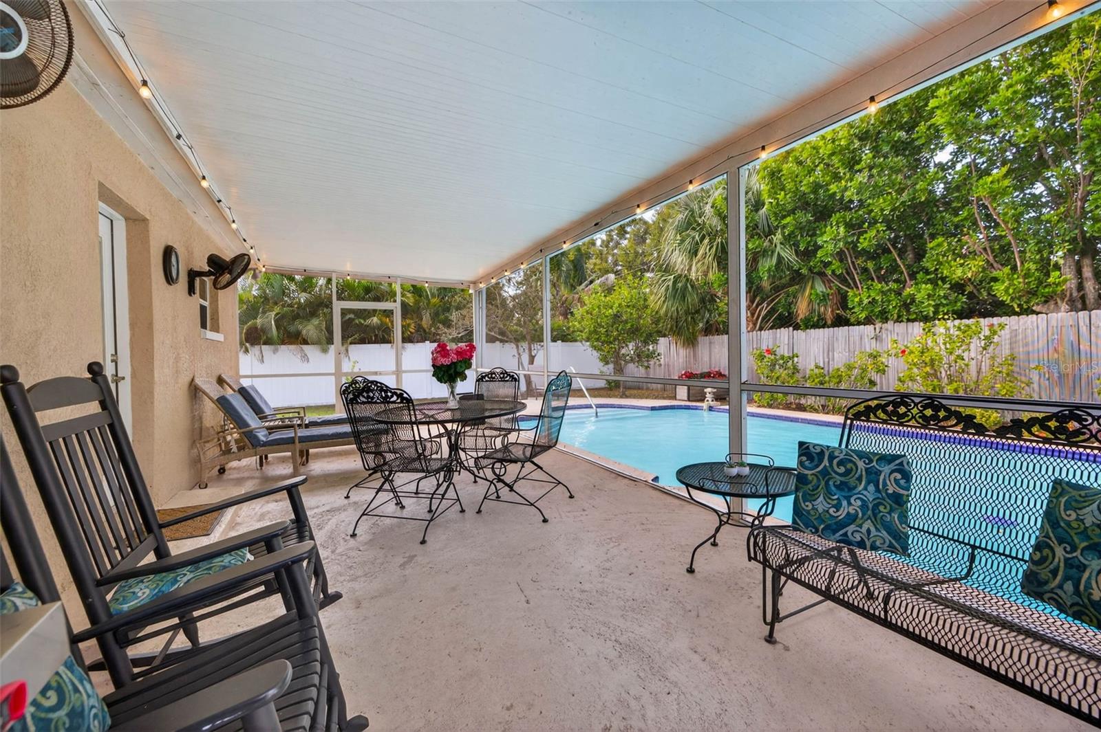 Image 24 of 36 For 1334 59th Street N