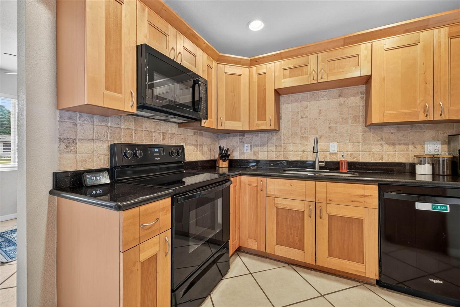 Image 7 of 36 For 1334 59th Street N