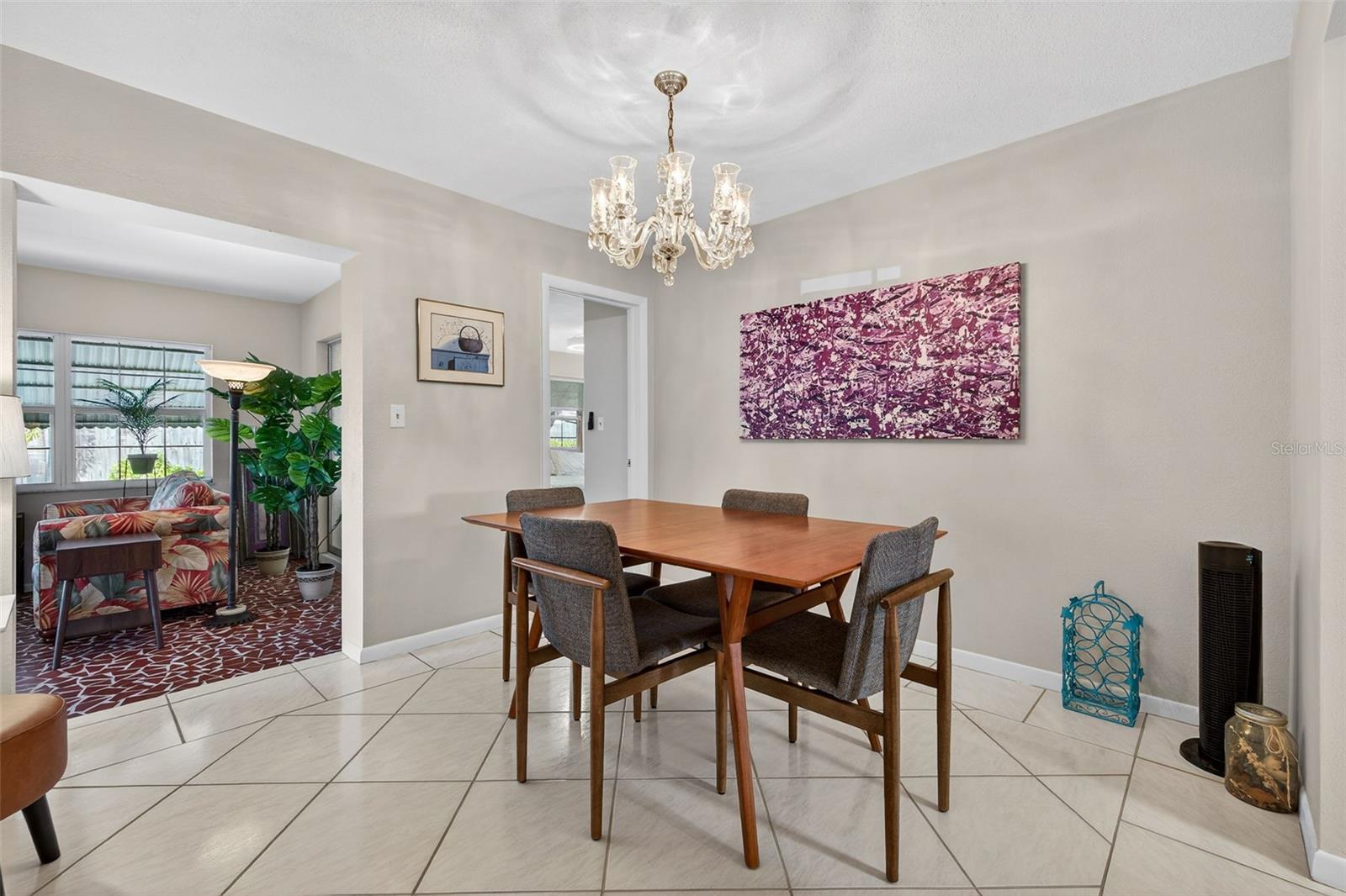 Image 12 of 26 For 1290 Edenville Avenue