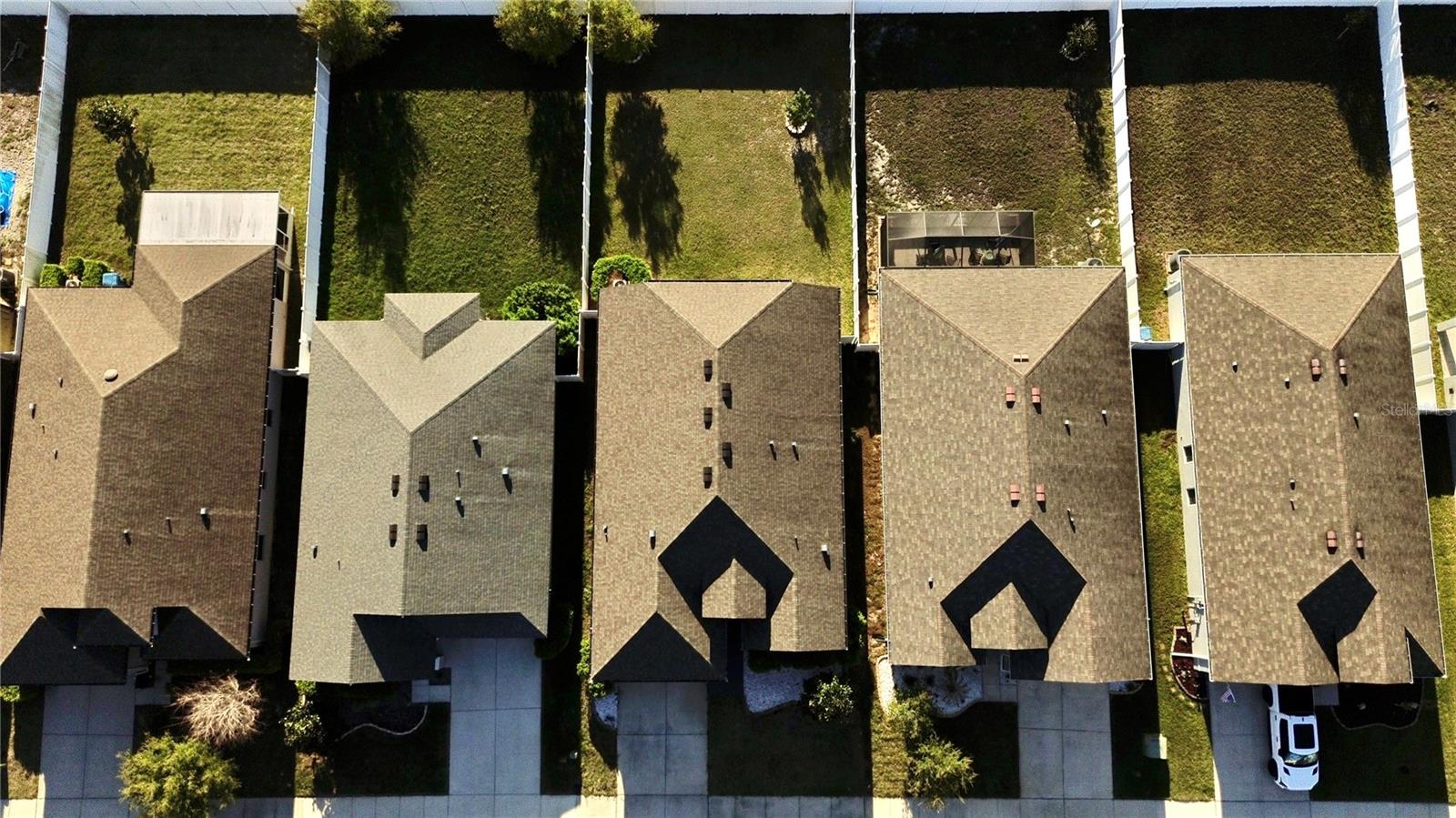 Image 29 of 32 For 954 Old Windsor Way