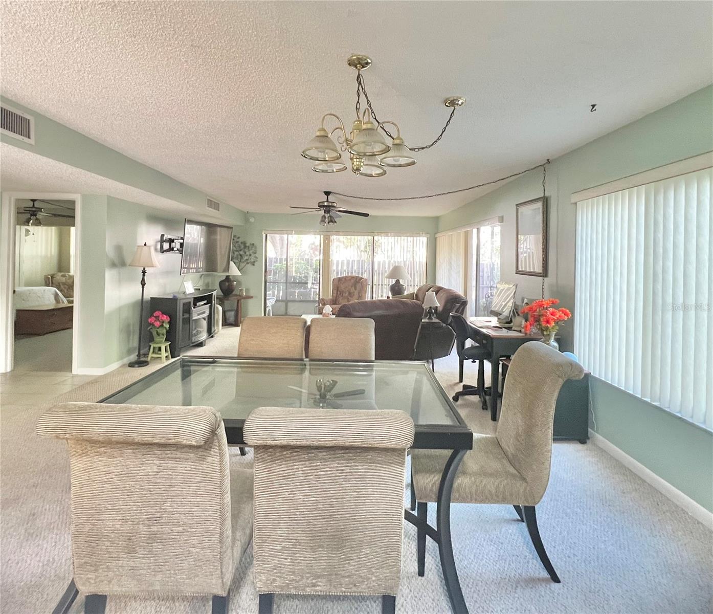 Image 15 of 50 For 700 Starkey Road 814