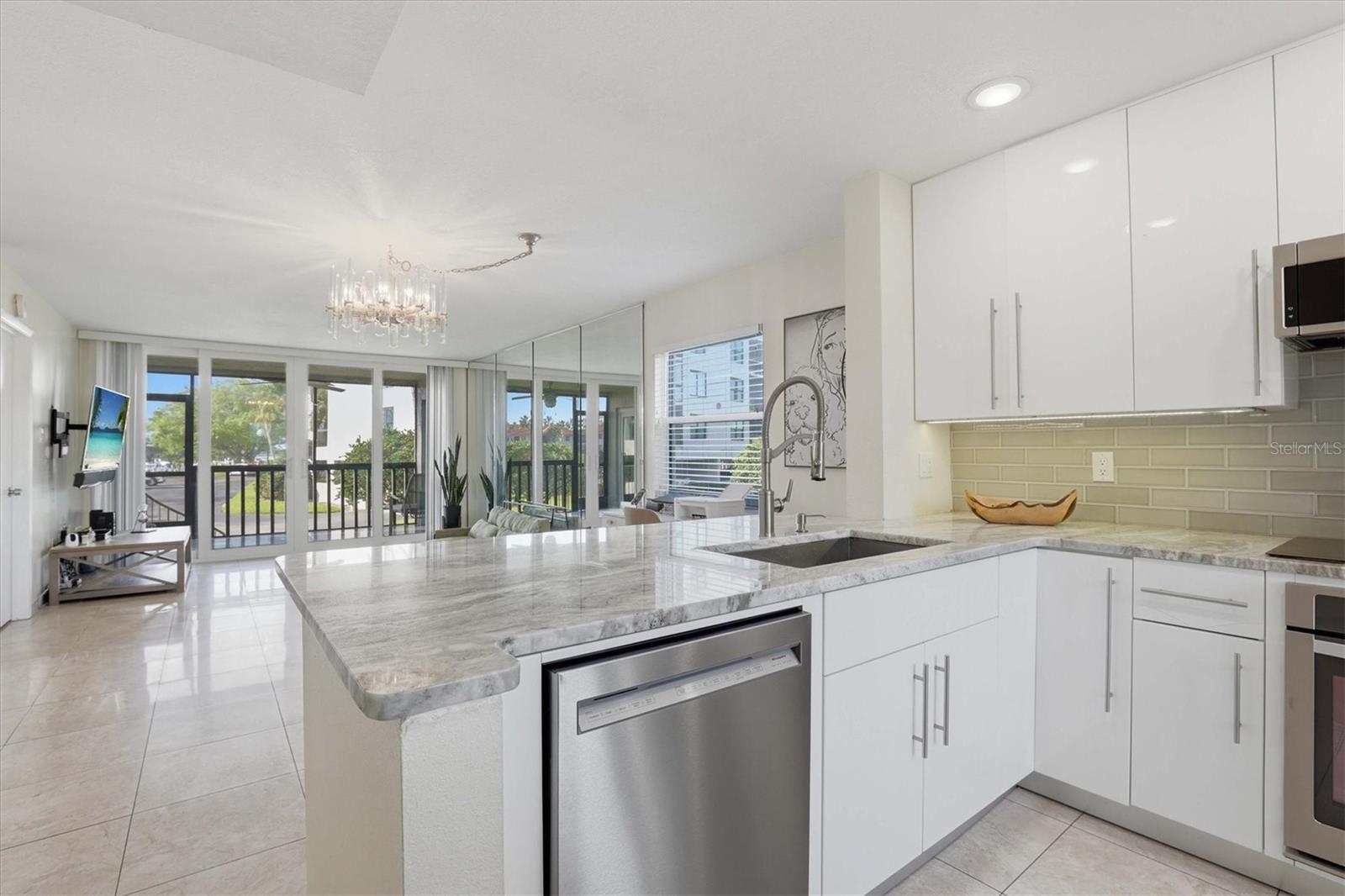 Image 6 of 63 For 1805 Mariner Drive 55