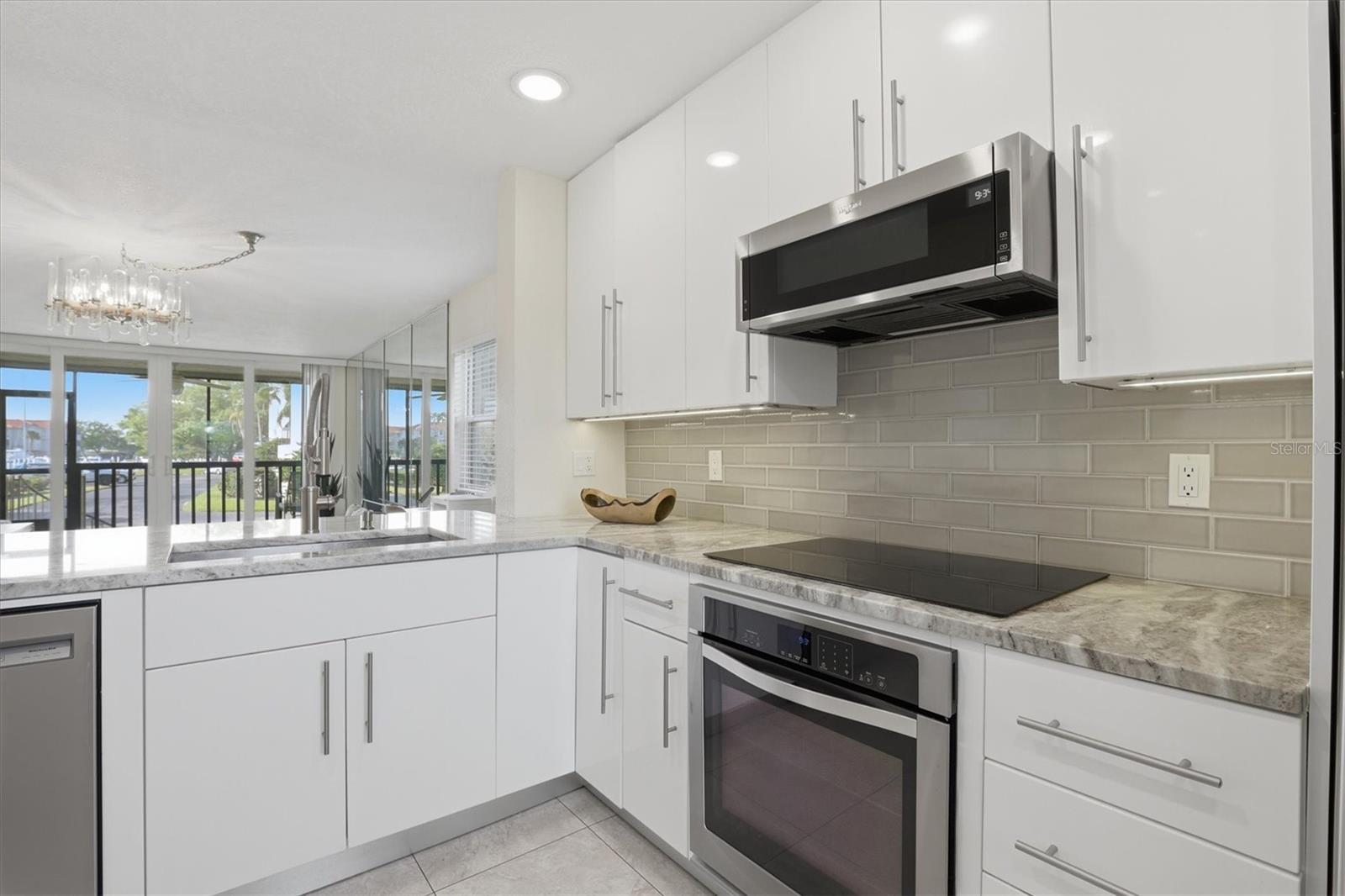 Image 9 of 63 For 1805 Mariner Drive 55