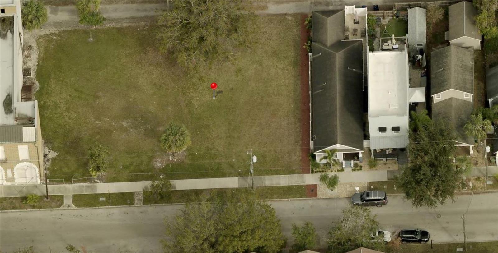 Listing photo id 0 for 2133 Spruce Street