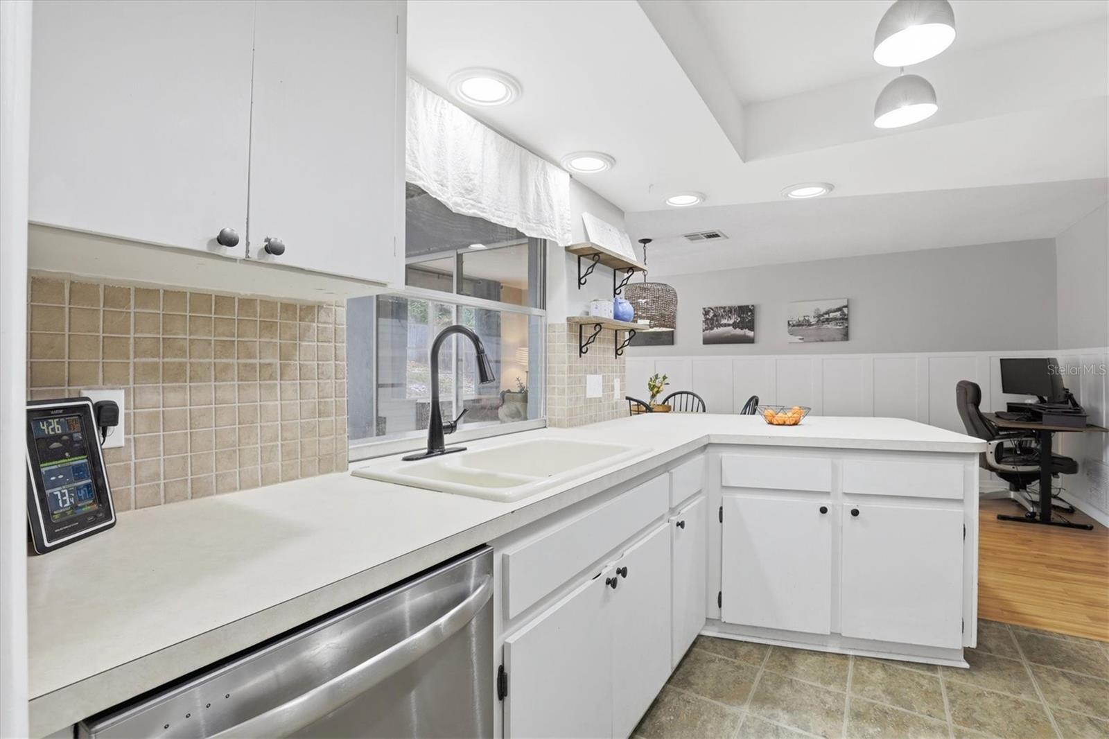 Image 10 of 34 For 1143 Lancer Lane