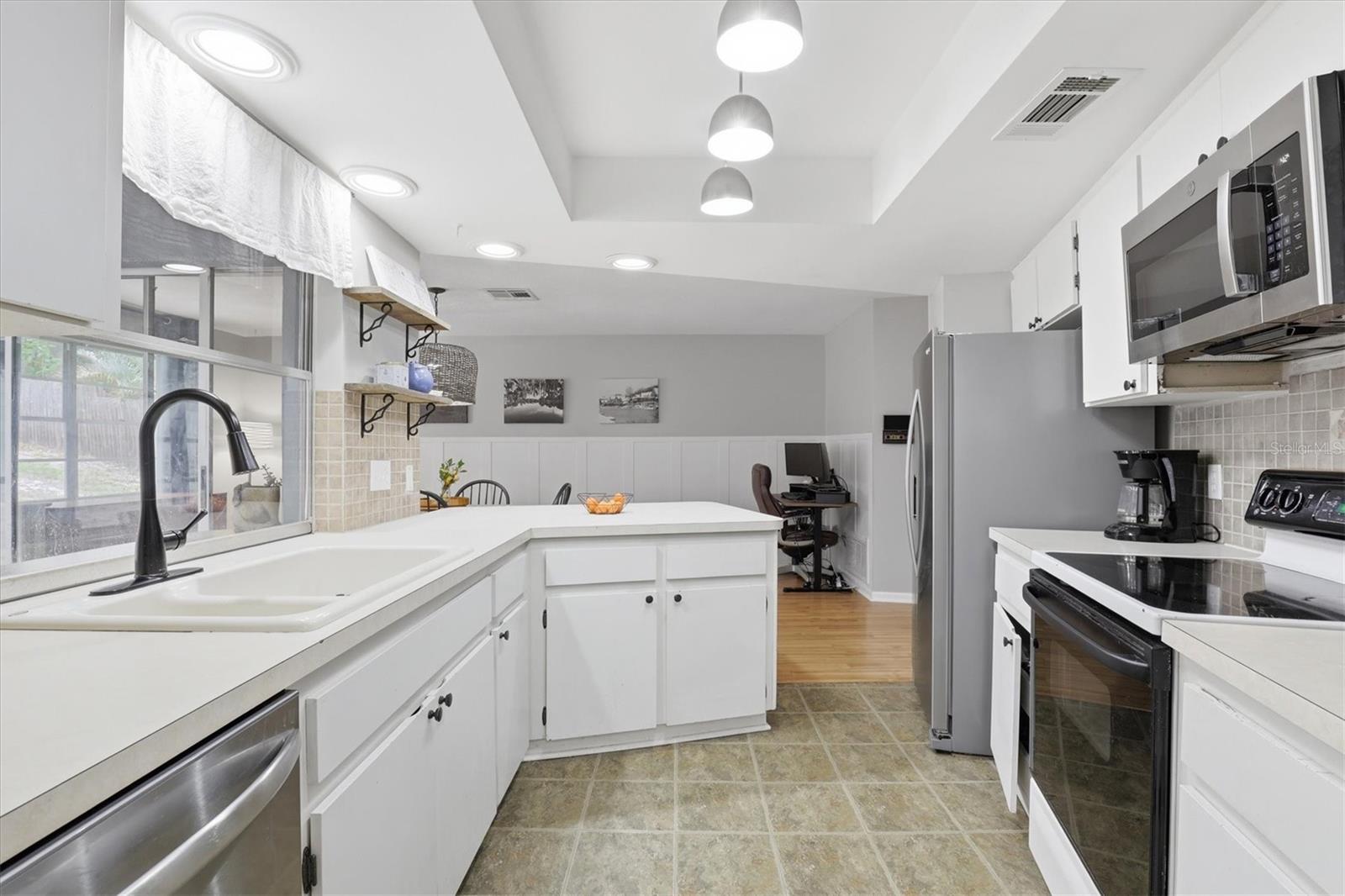 Image 8 of 34 For 1143 Lancer Lane