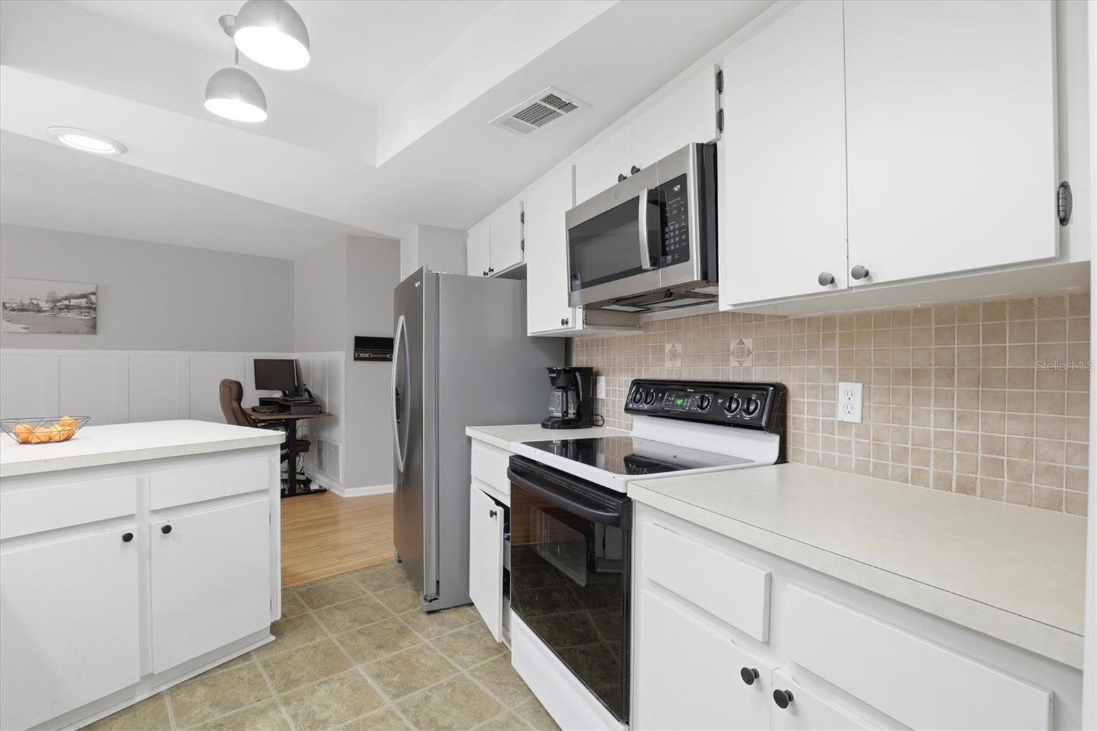 Image 9 of 34 For 1143 Lancer Lane