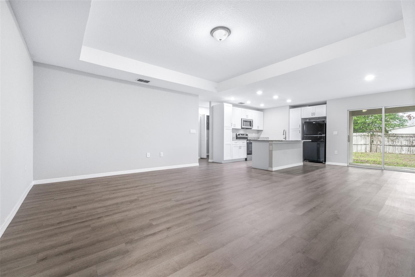 Image 11 of 47 For 1727 Second Street Ne