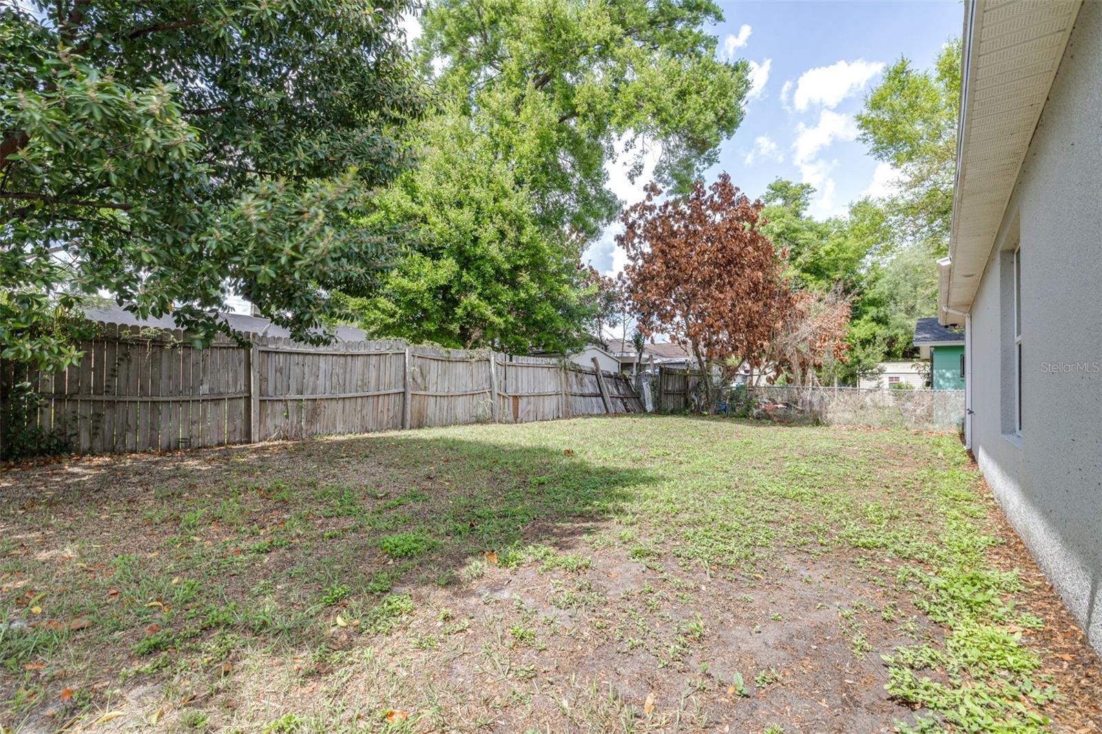 Image 39 of 47 For 1727 Second Street Ne