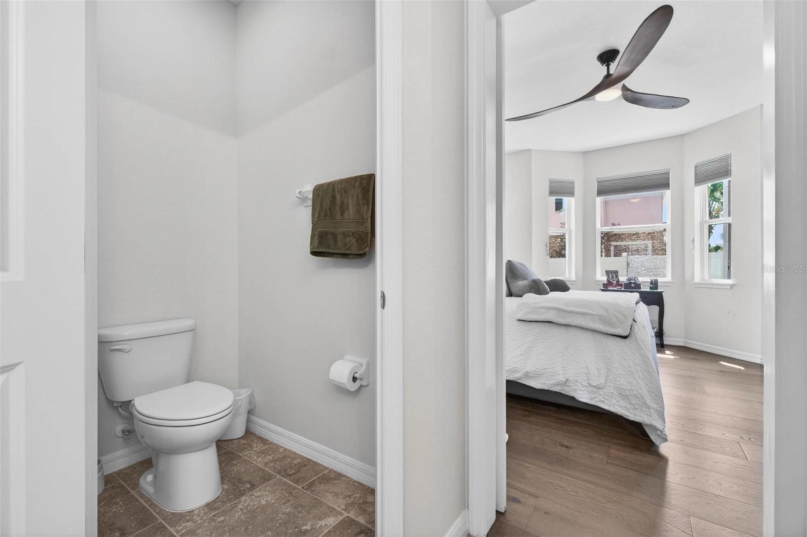 Image 24 of 45 For 594 52nd Terrace N