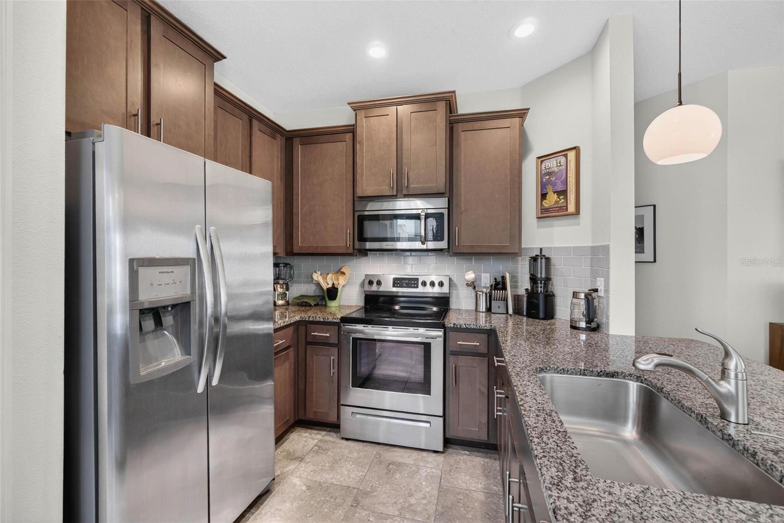 Image 5 of 45 For 594 52nd Terrace N