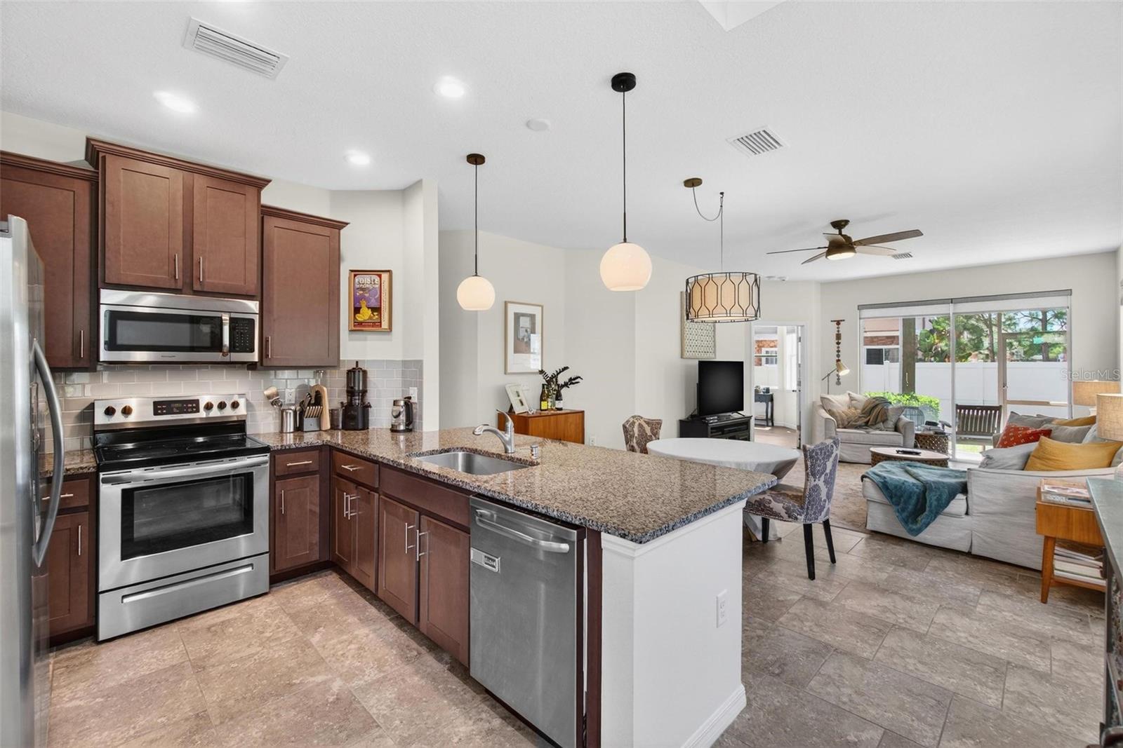 Image 6 of 45 For 594 52nd Terrace N