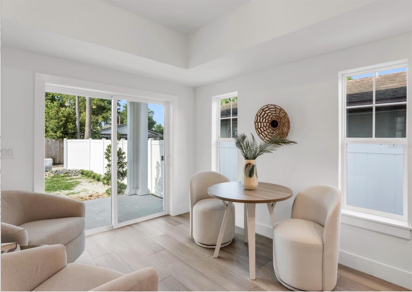 Image 7 of 16 For 2333 Beach Street