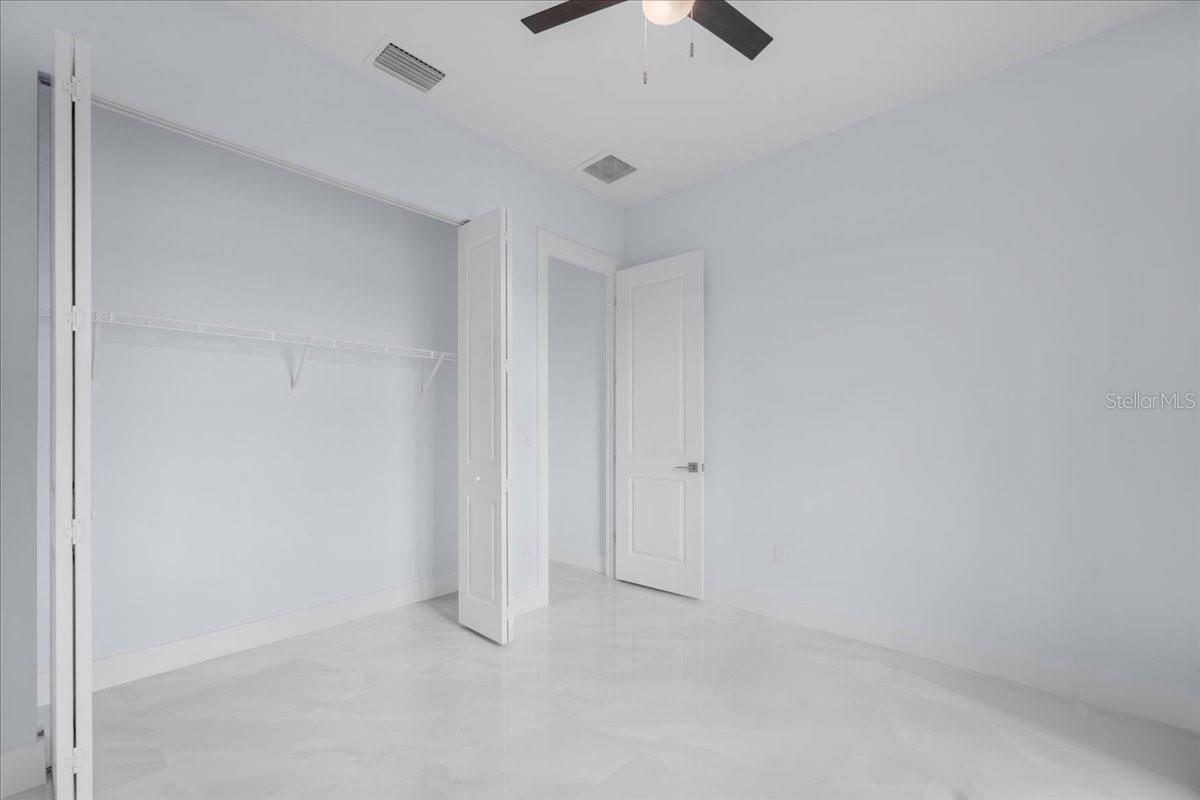 Image 35 of 44 For 1927 Richmond Avenue N