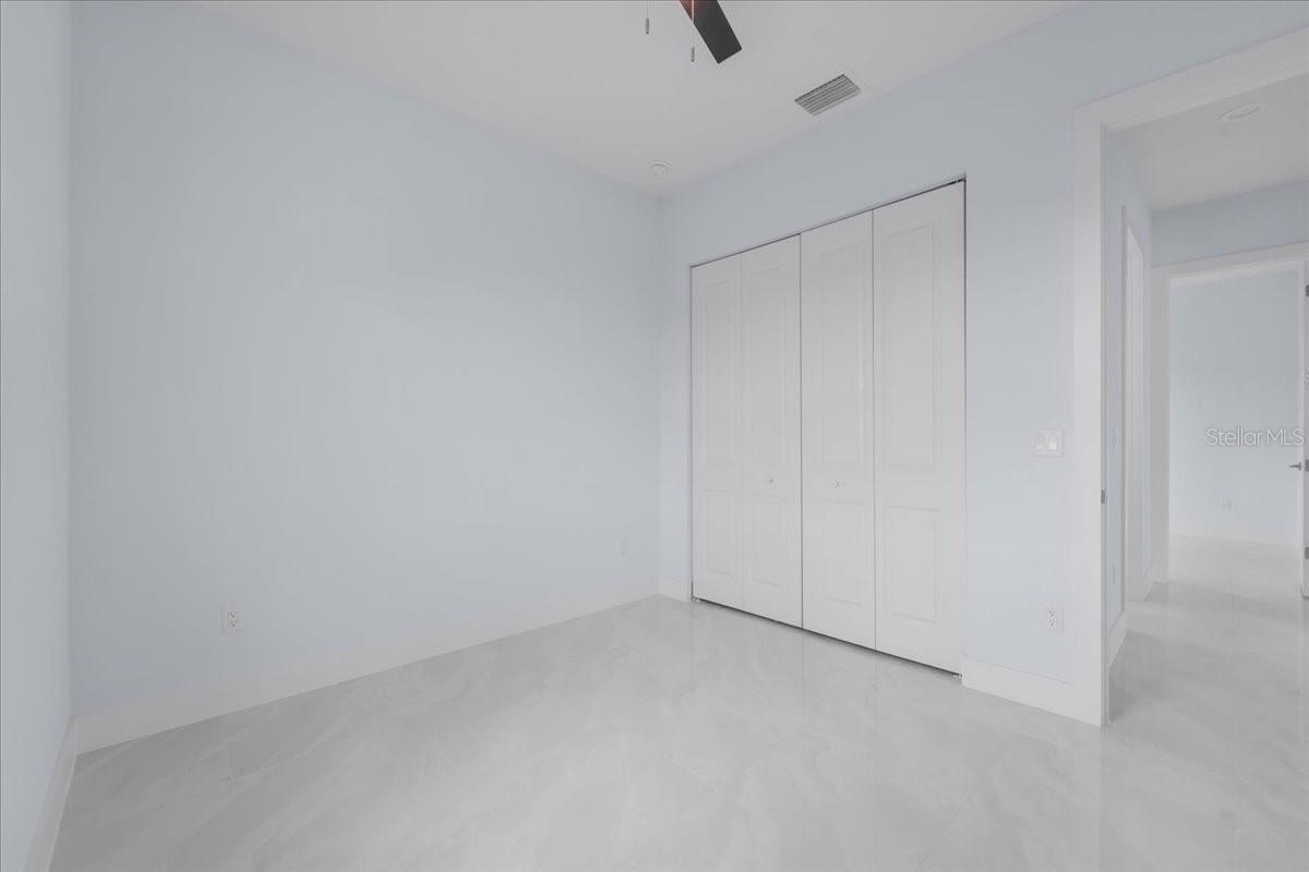 Image 37 of 44 For 1927 Richmond Avenue N