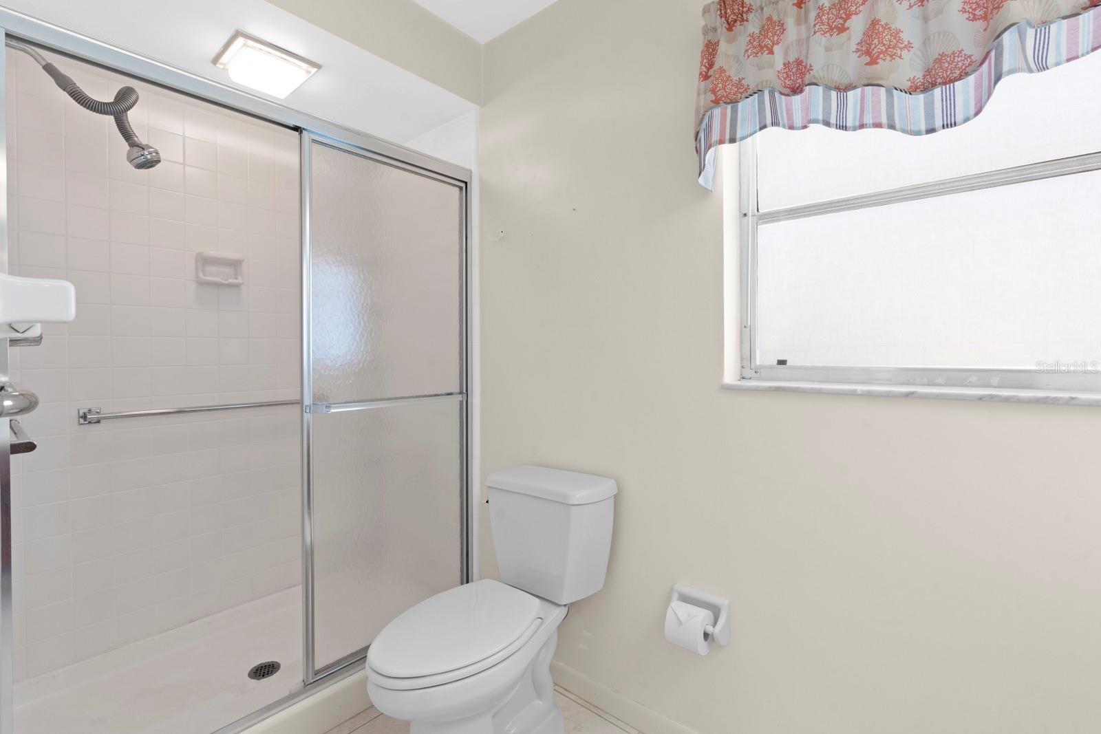 Image 22 of 36 For 2549 Wynnewood Drive