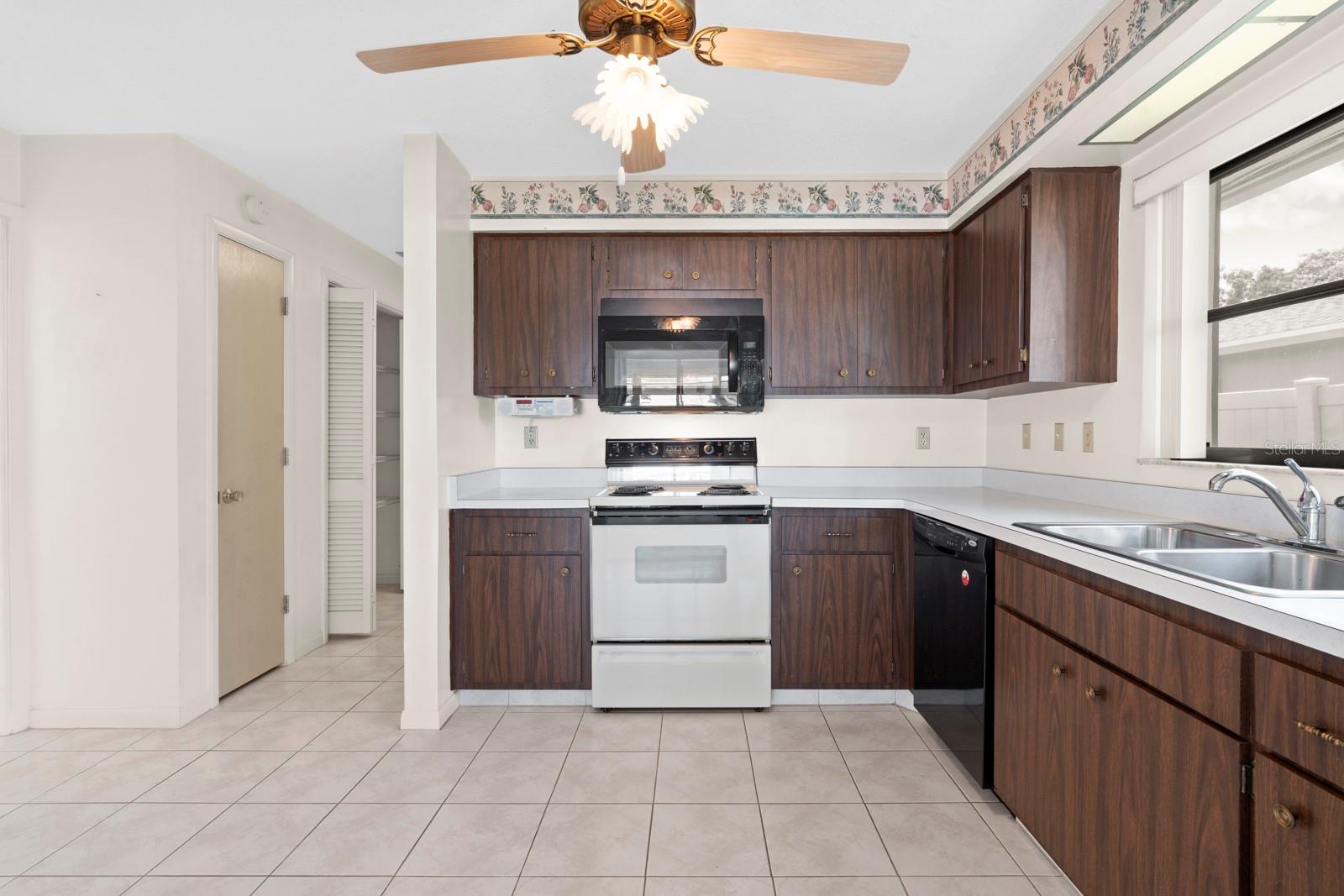 Image 8 of 36 For 2549 Wynnewood Drive