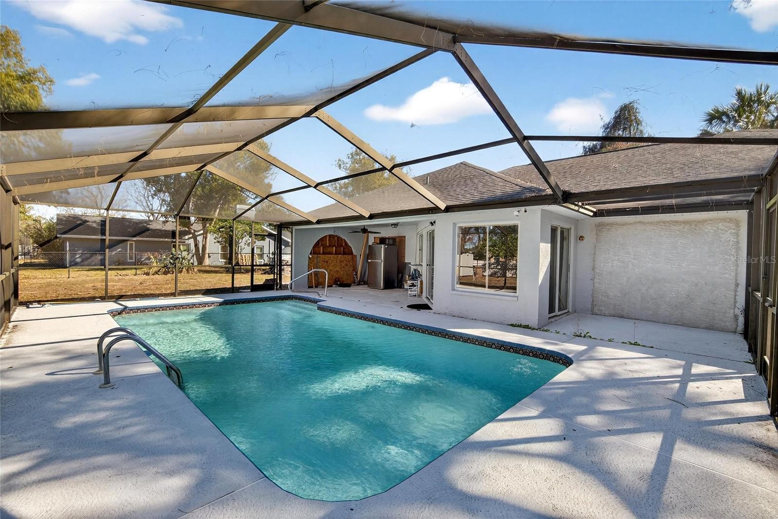 Image 46 of 98 For 15047 Woodbury Road