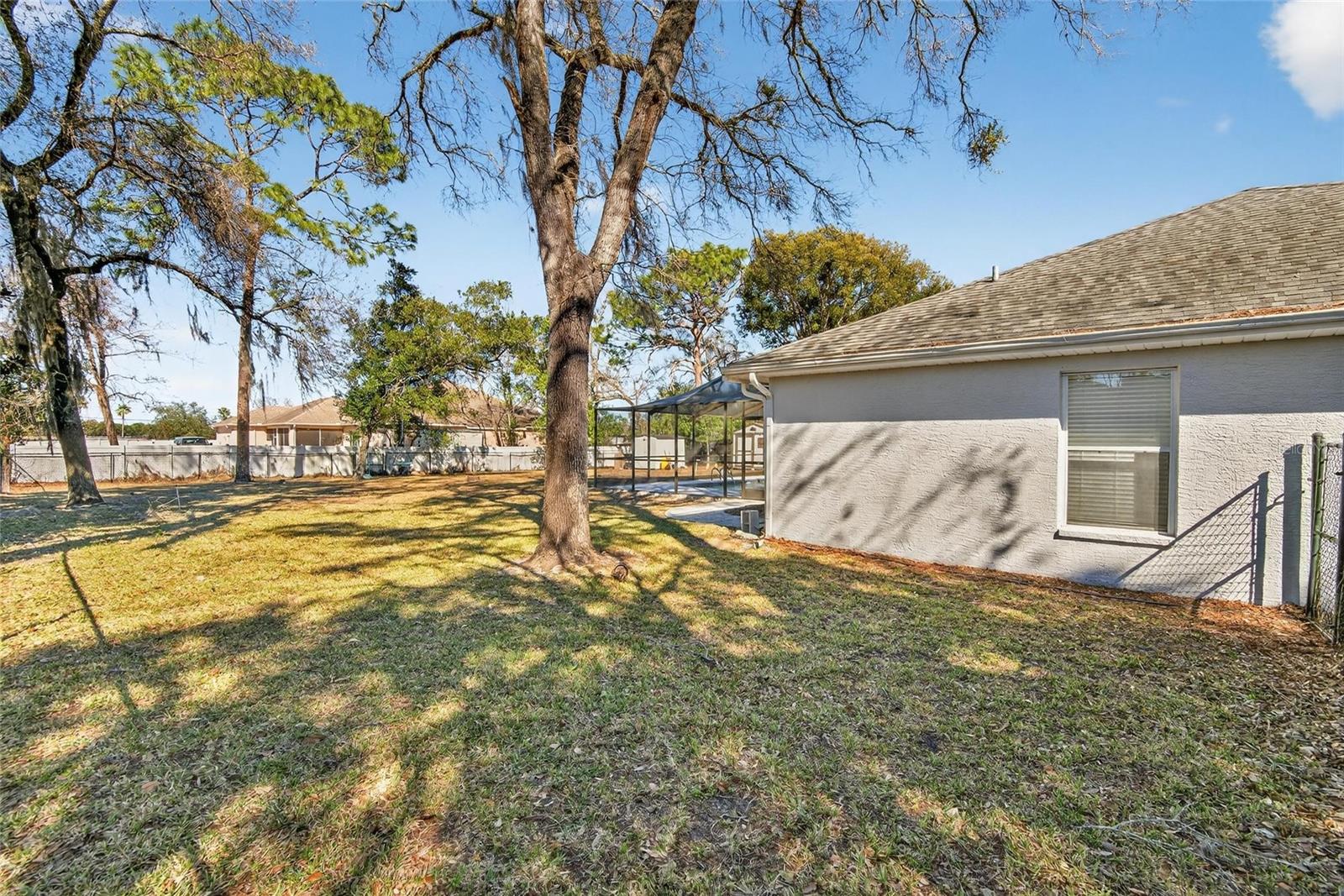 Image 75 of 98 For 15047 Woodbury Road