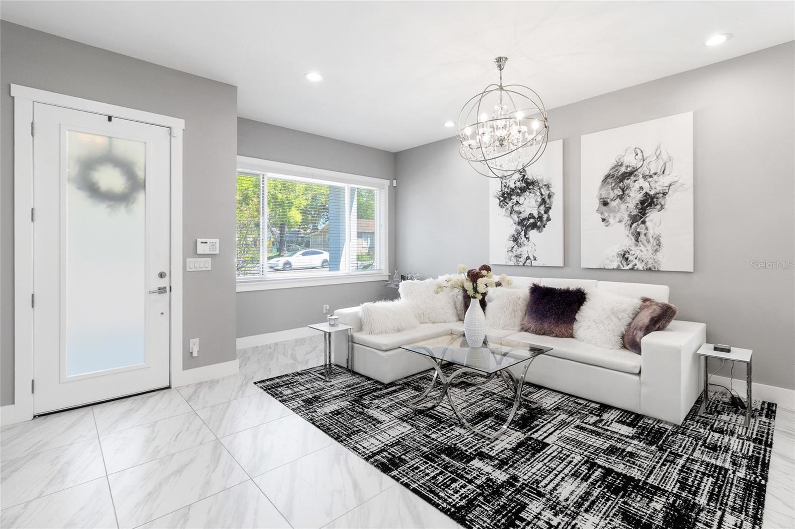 Image 11 of 50 For 122 Sligh Avenue