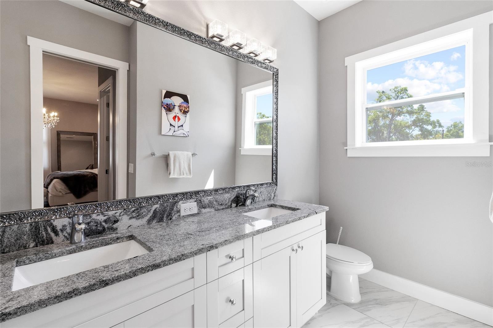 Image 32 of 50 For 122 Sligh Avenue