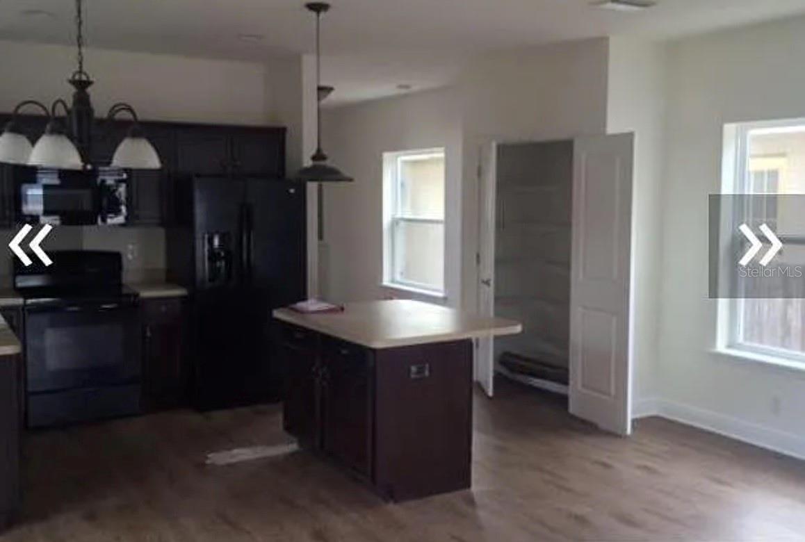 Image 5 of 16 For 2128 Walnut Street