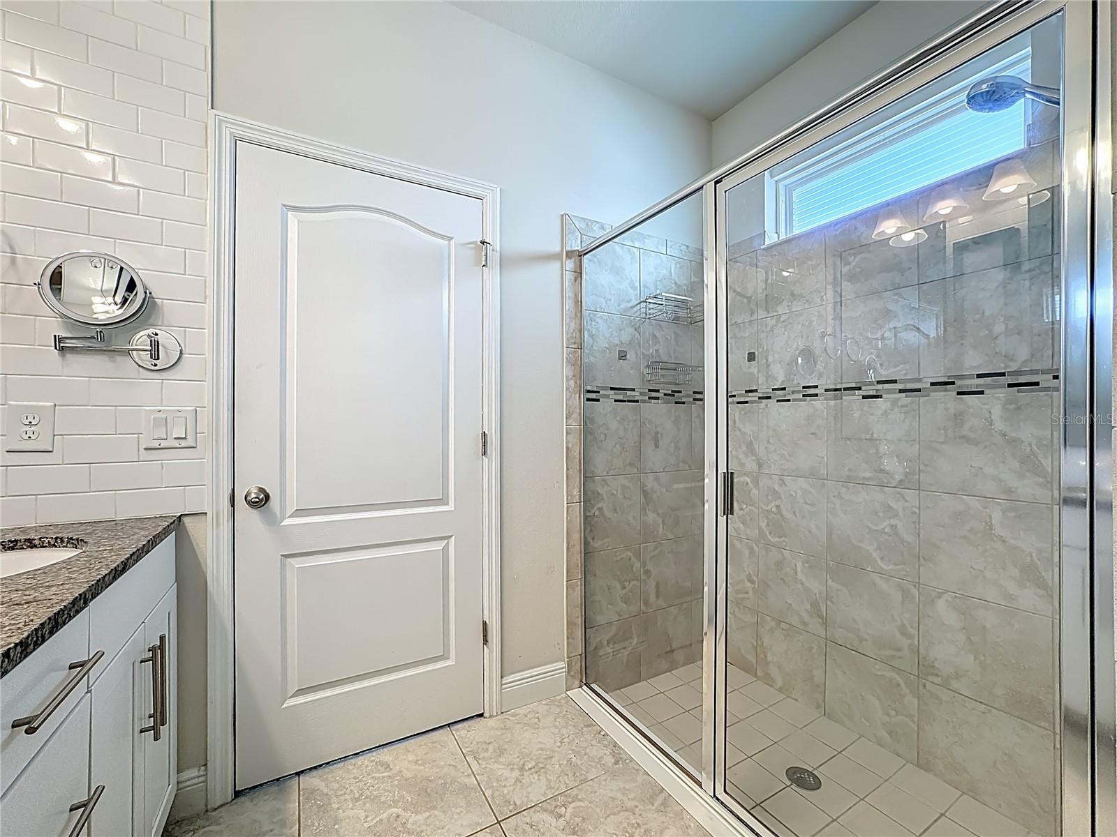 Image 26 of 59 For 12144 Ledbury Commons Drive