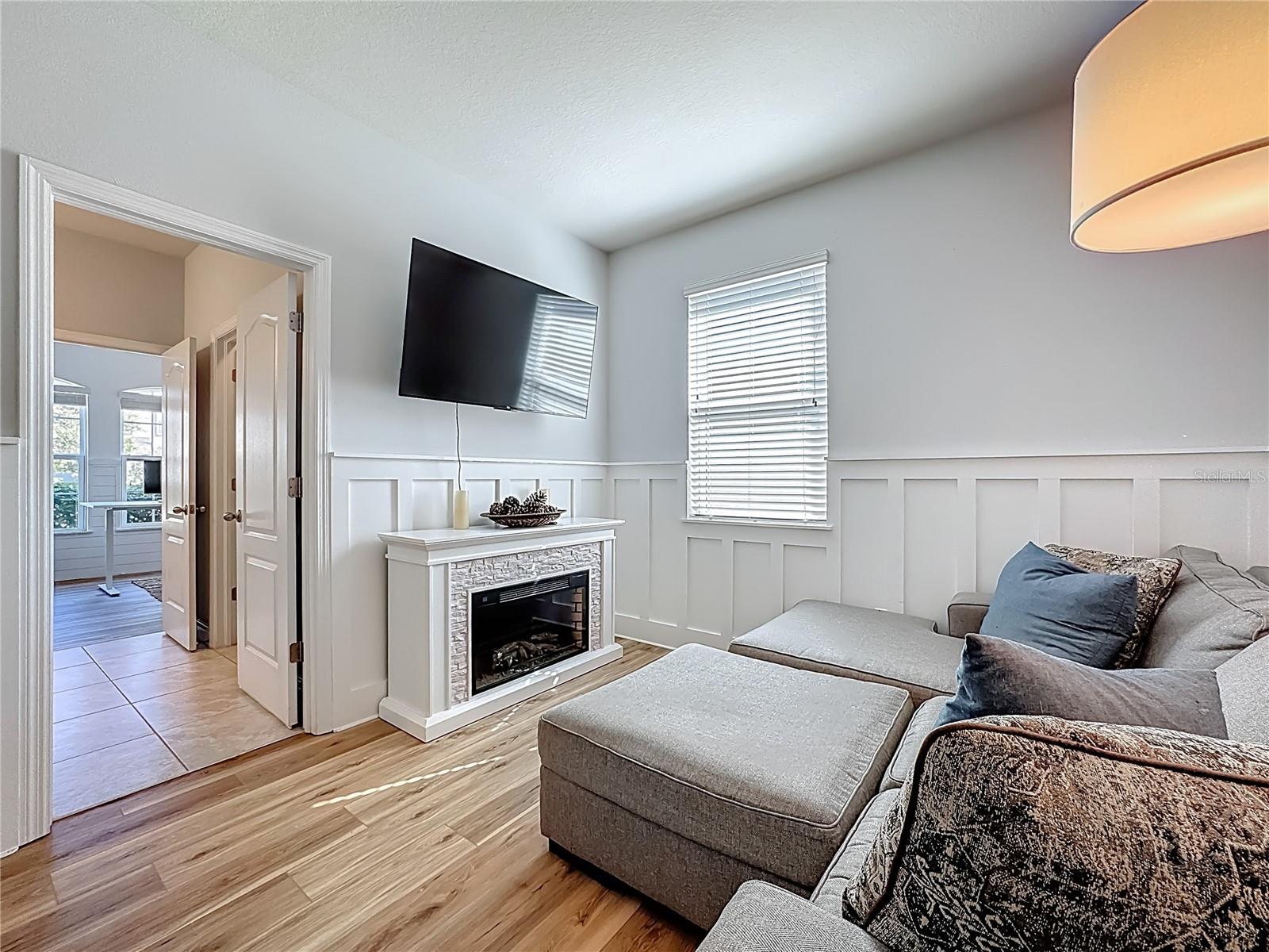 Image 34 of 59 For 12144 Ledbury Commons Drive