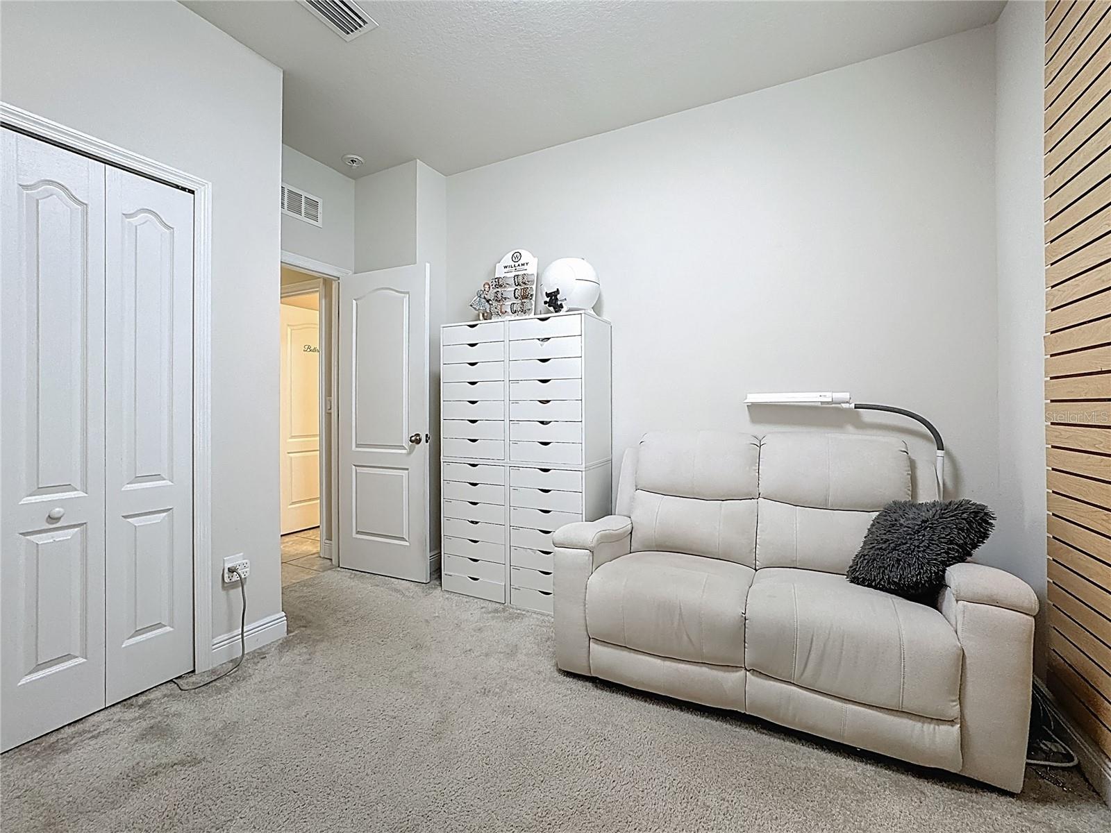 Image 40 of 59 For 12144 Ledbury Commons Drive