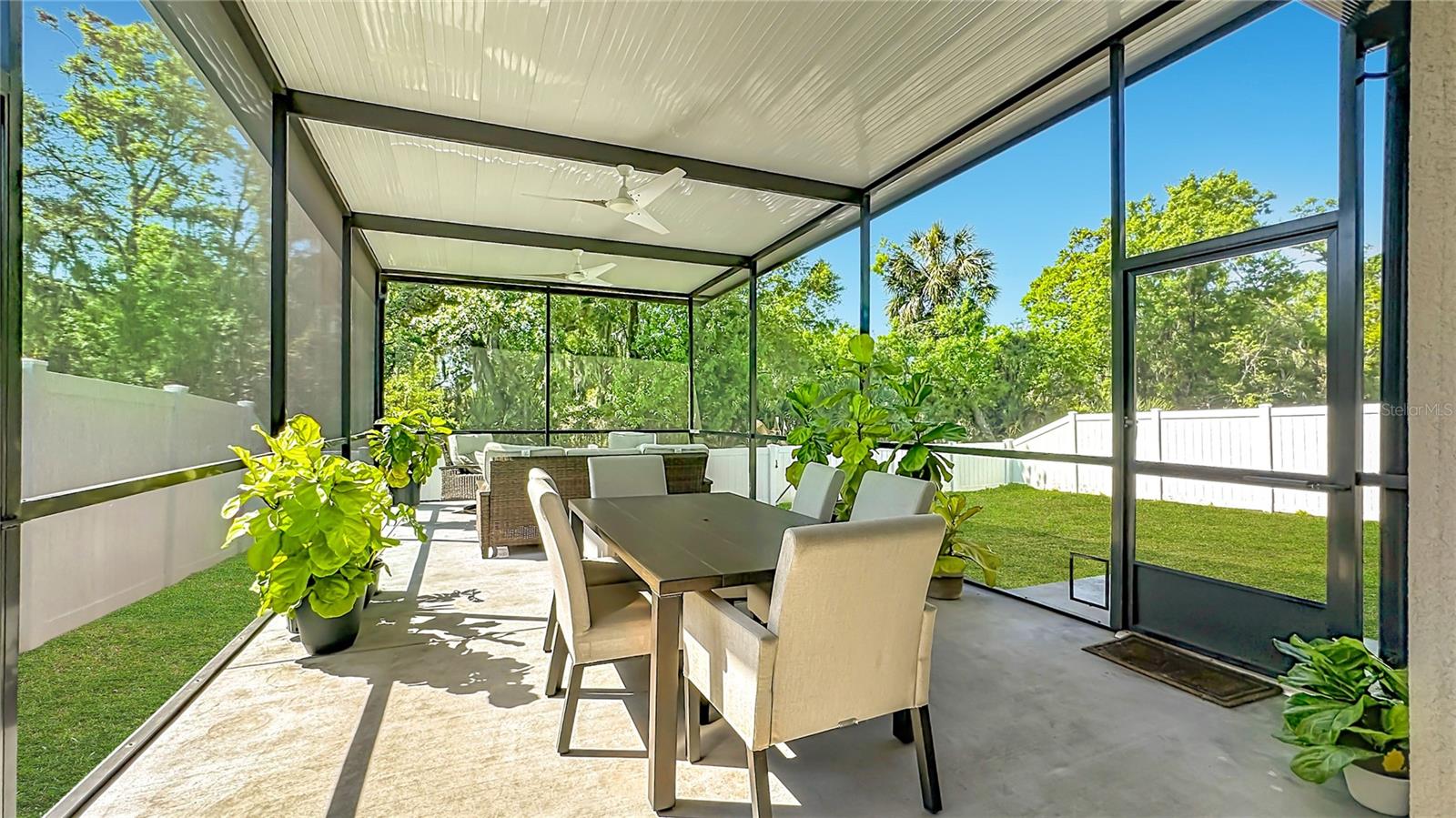 Image 50 of 59 For 12144 Ledbury Commons Drive