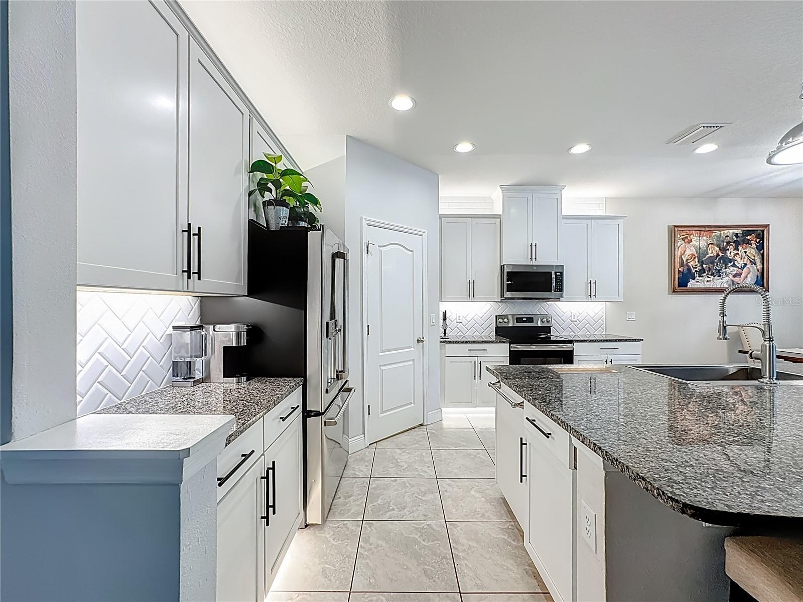 Image 8 of 59 For 12144 Ledbury Commons Drive