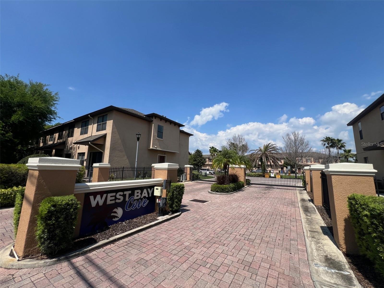 Image 38 of 45 For 10243 Villa Palazzo Court