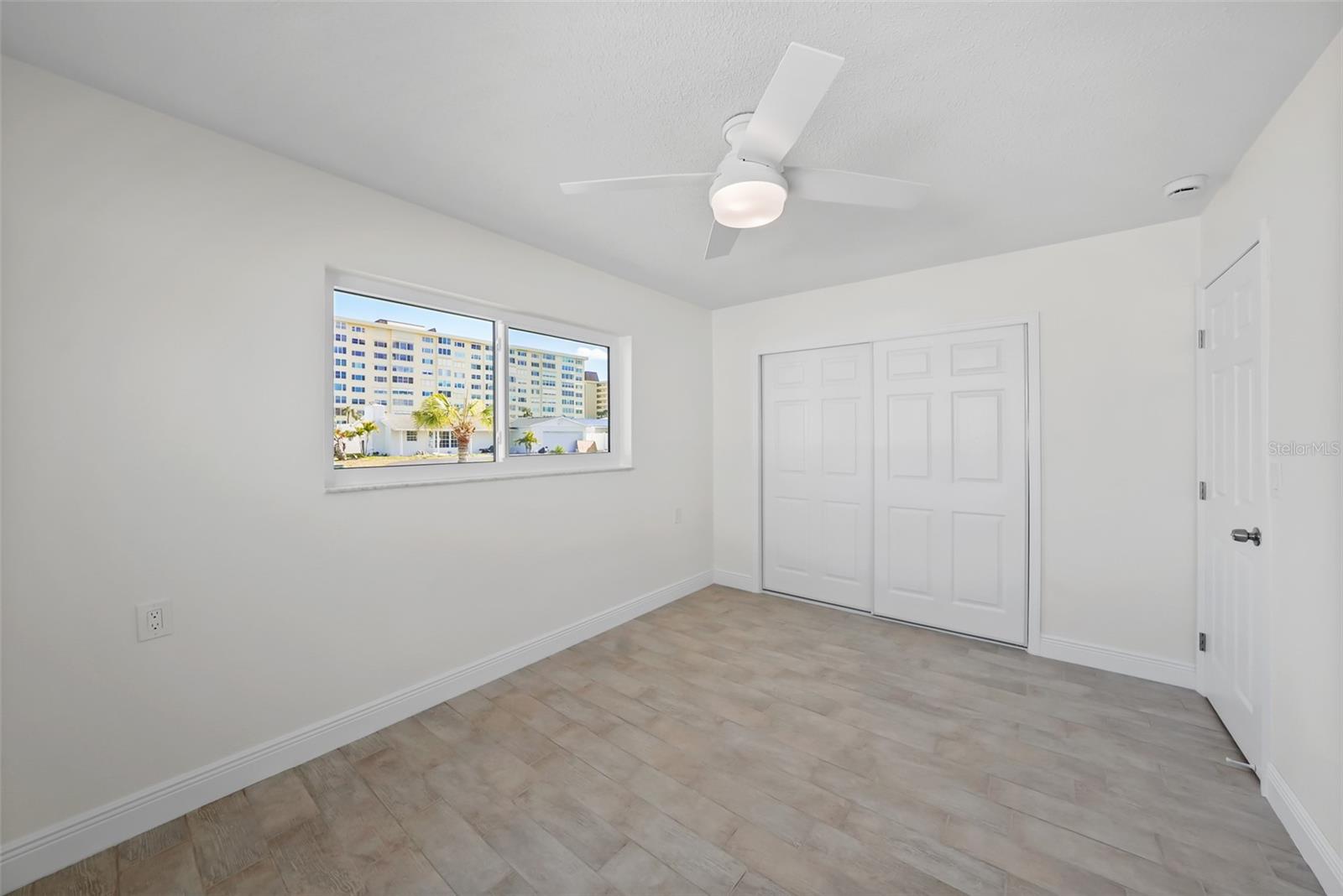 Image 27 of 36 For 11441 47th Avenue N