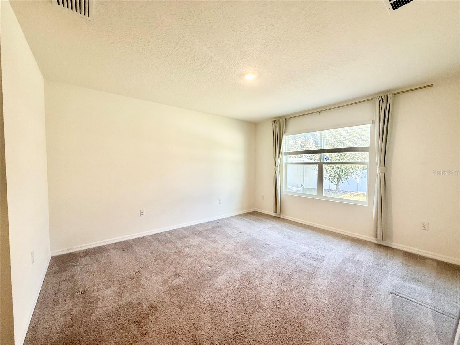 Image 10 of 26 For 15541 Black Pepper Lane