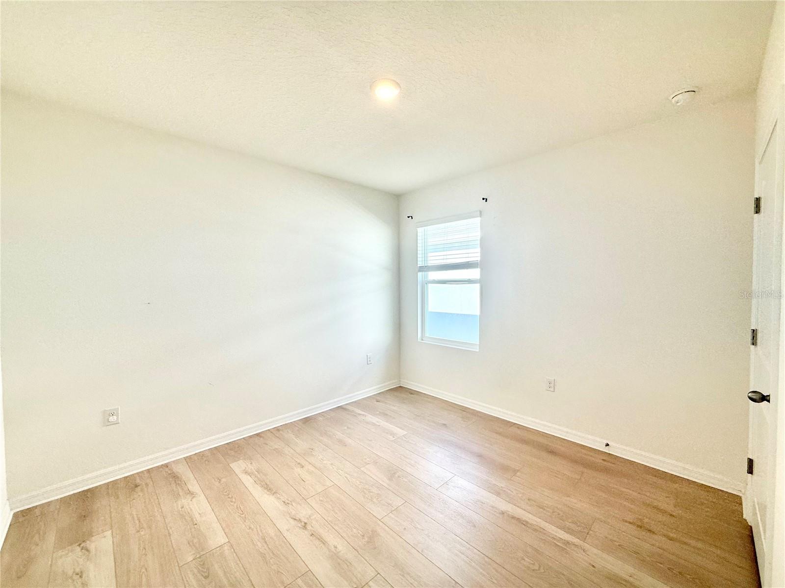 Image 16 of 26 For 15541 Black Pepper Lane