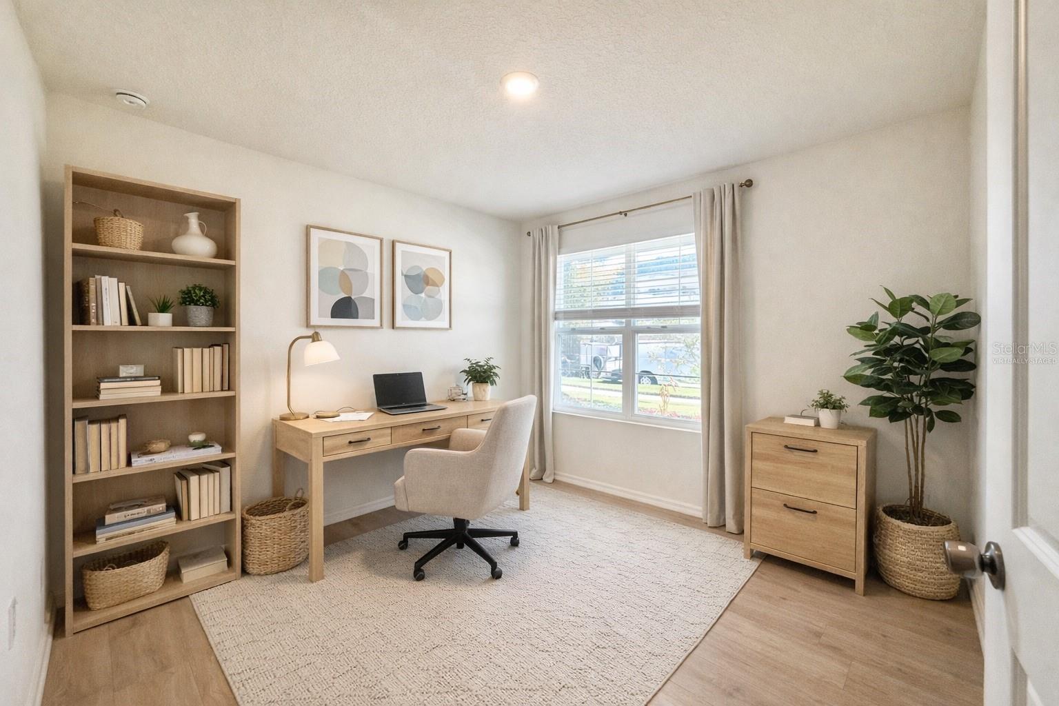 Image 18 of 26 For 15541 Black Pepper Lane