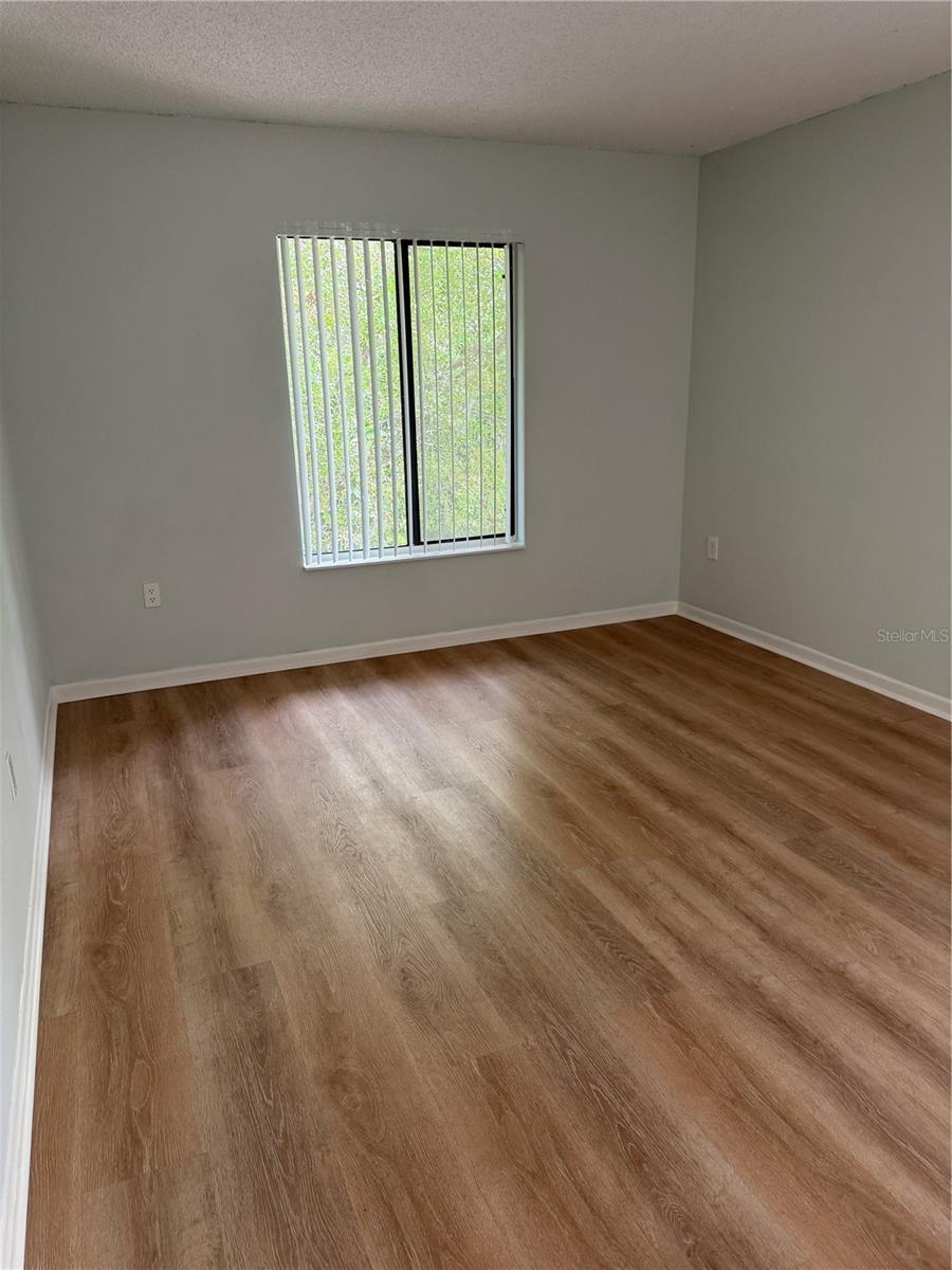 Image 9 of 18 For 1236 Pine Ridge Circle W G3