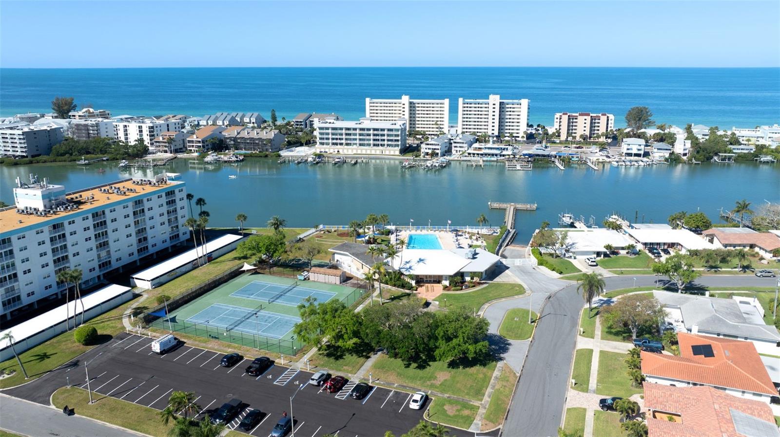 Image 17 of 25 For 10215 Regal Drive 56