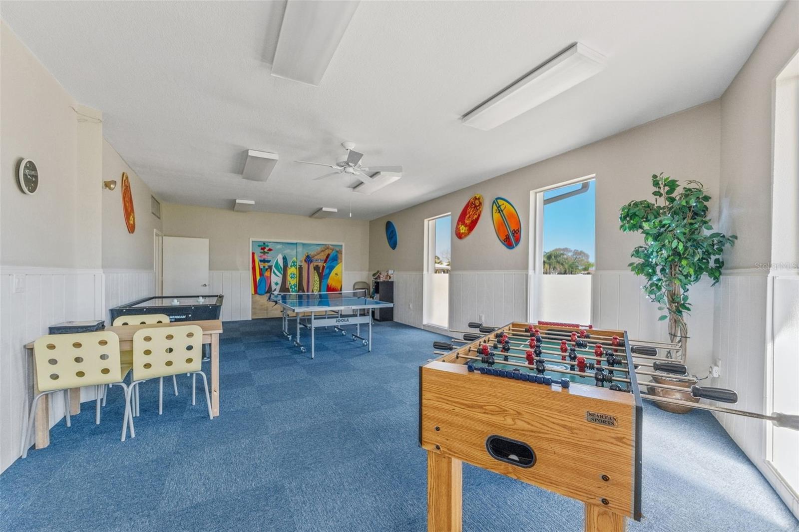 Image 18 of 25 For 10215 Regal Drive 56