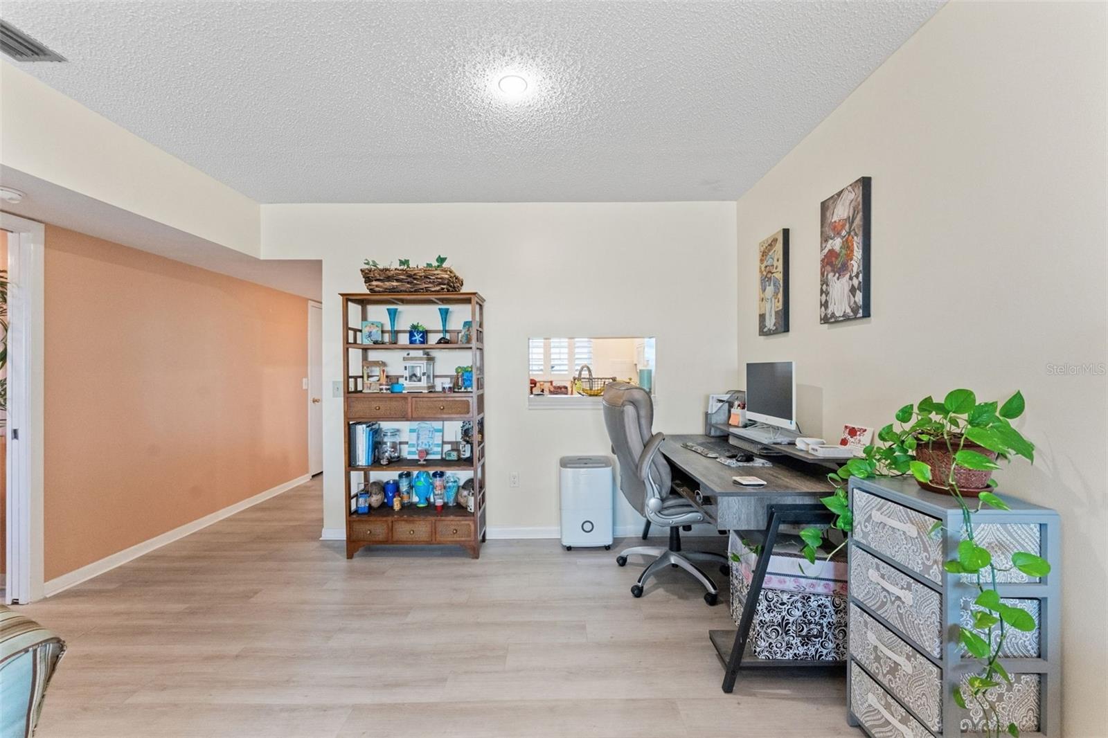 Image 8 of 25 For 10215 Regal Drive 56