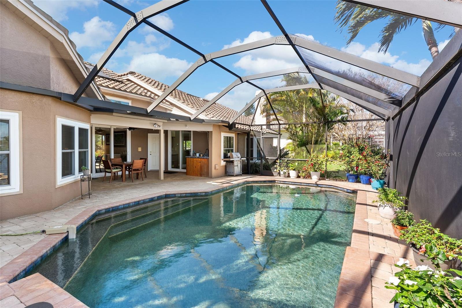 Image 35 of 63 For 4731 Coconut Palm Circle Ne