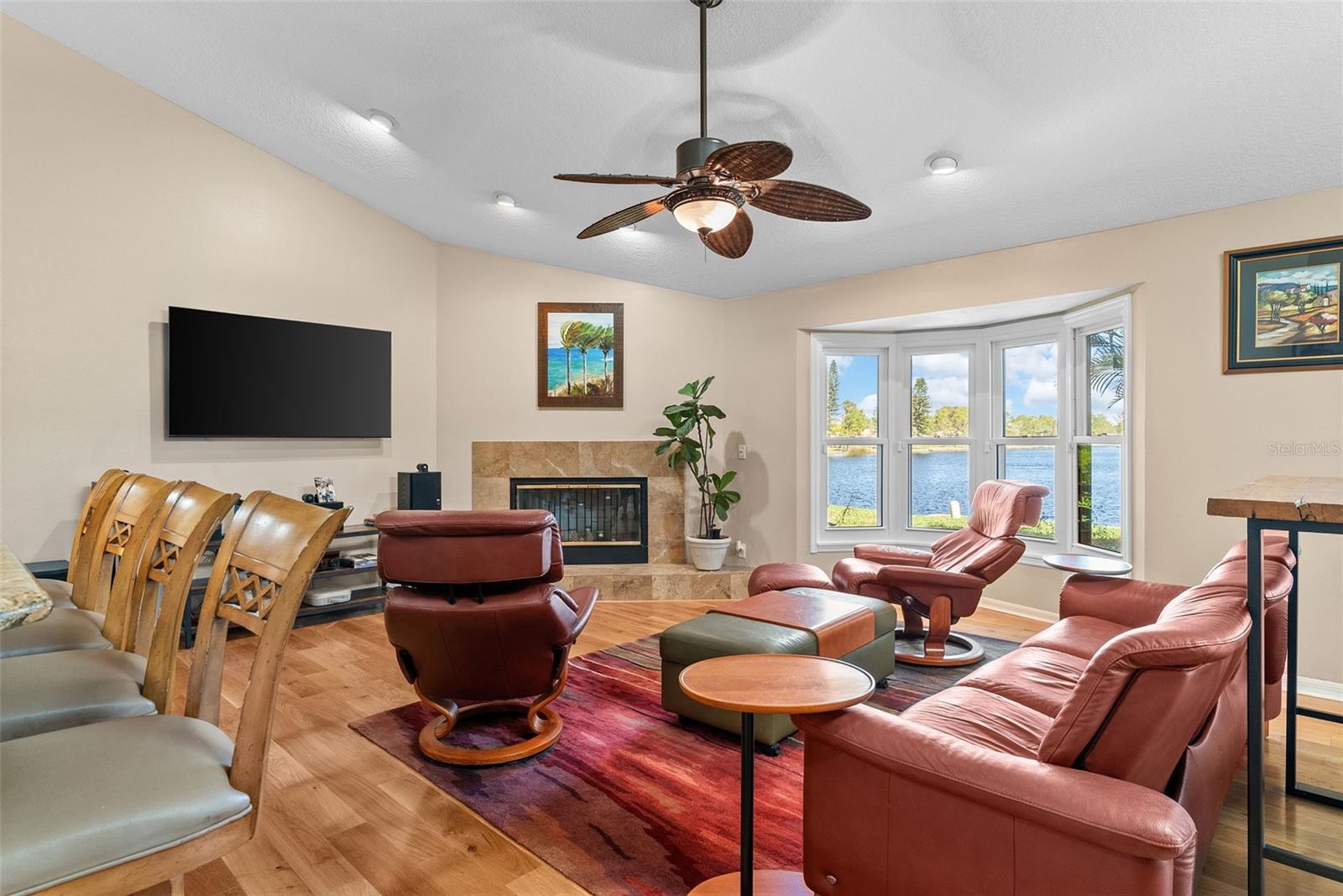 Image 9 of 63 For 4731 Coconut Palm Circle Ne