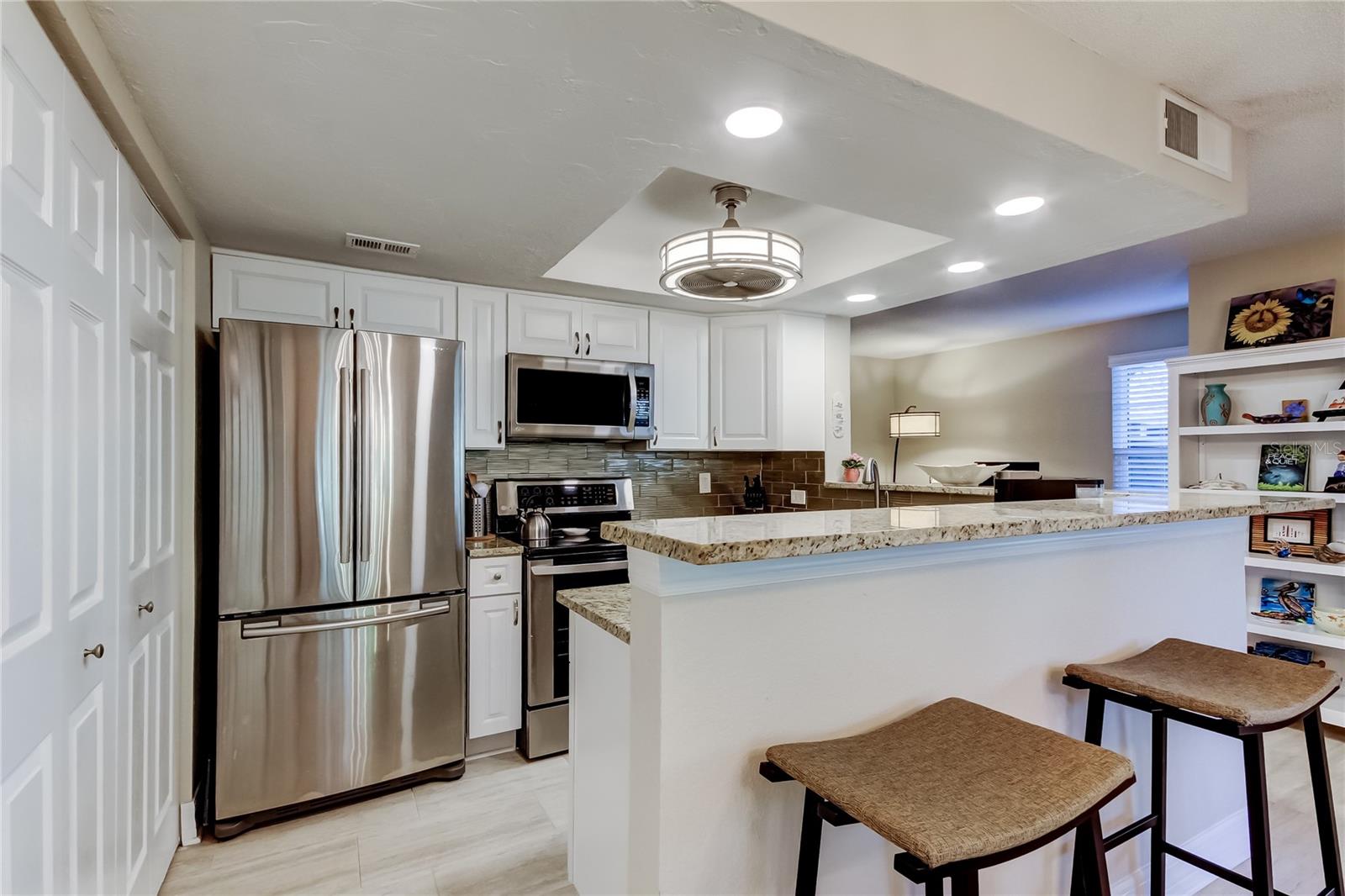 Image 13 of 49 For 1407 Lennox Road E 1407