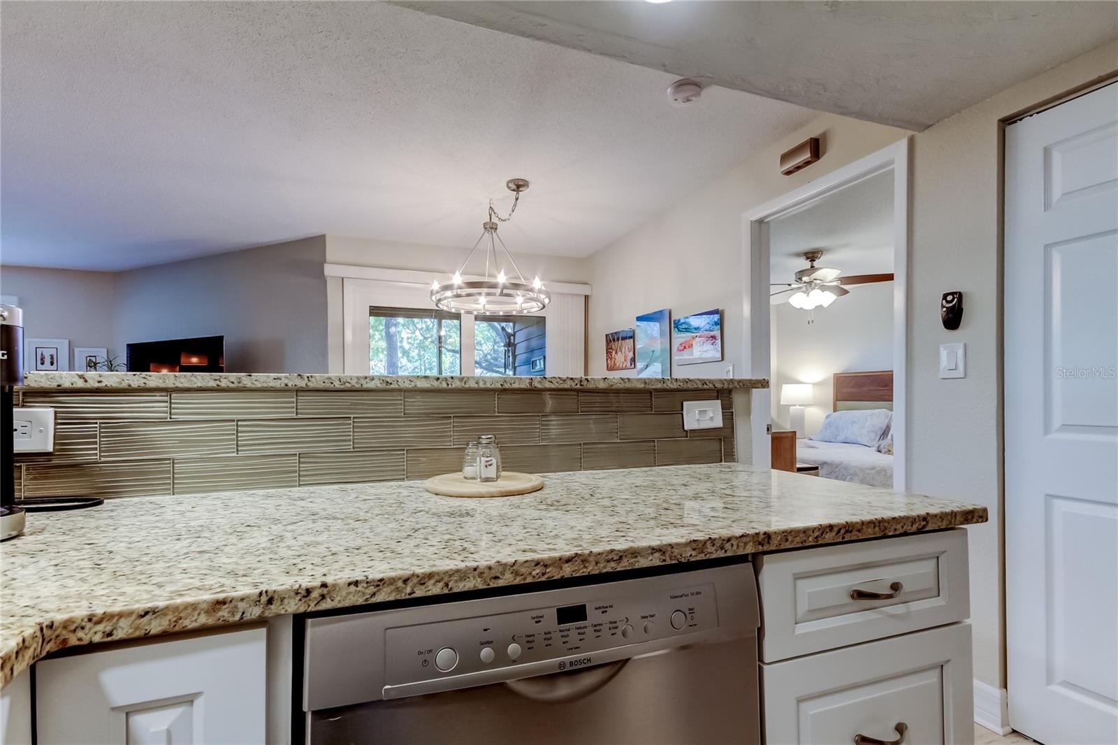 Image 20 of 49 For 1407 Lennox Road E 1407