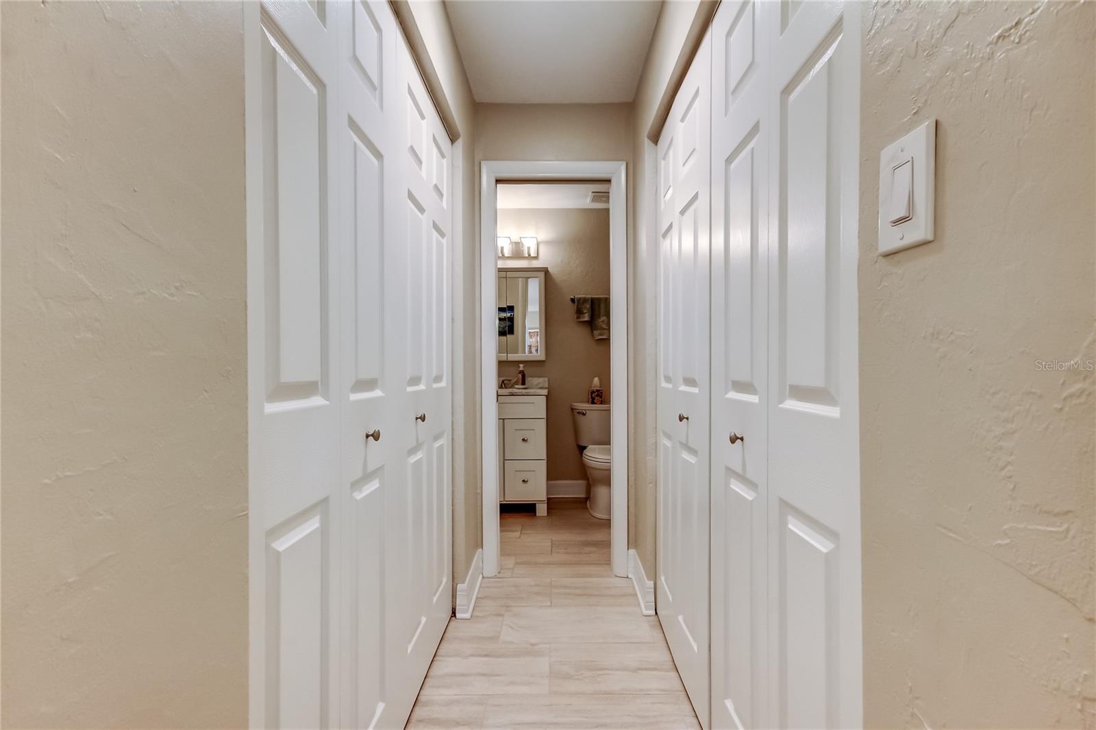 Image 27 of 49 For 1407 Lennox Road E 1407