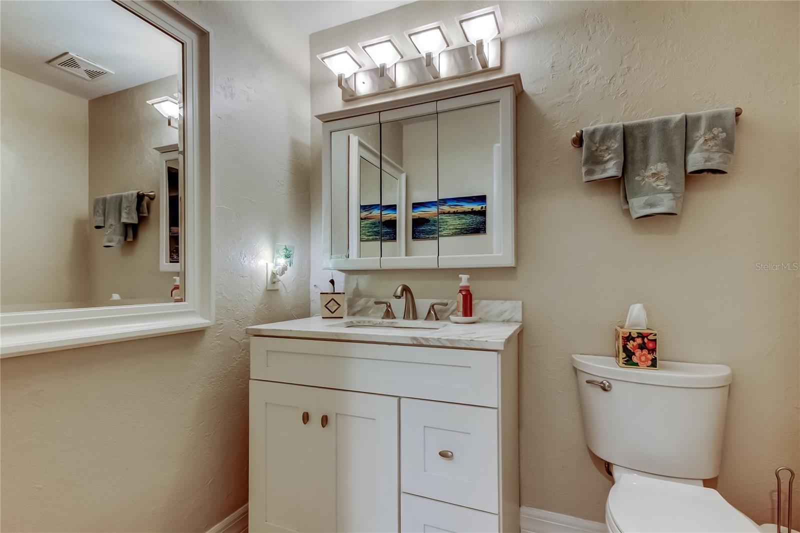 Image 28 of 49 For 1407 Lennox Road E 1407