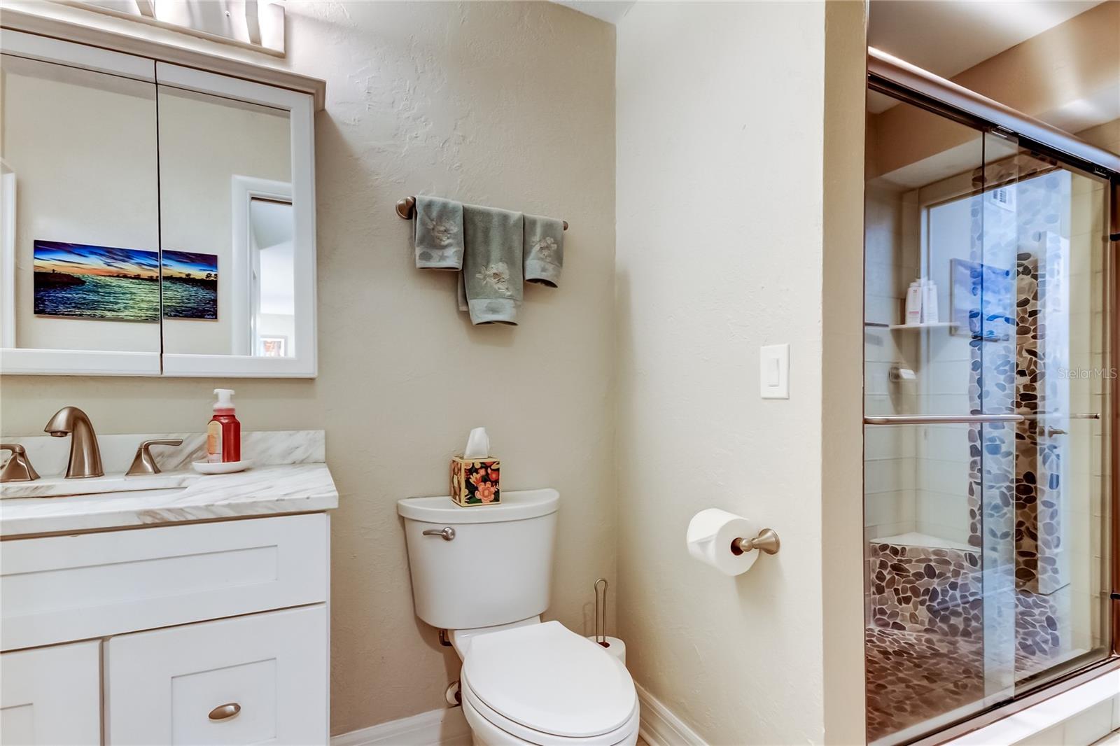 Image 30 of 49 For 1407 Lennox Road E 1407