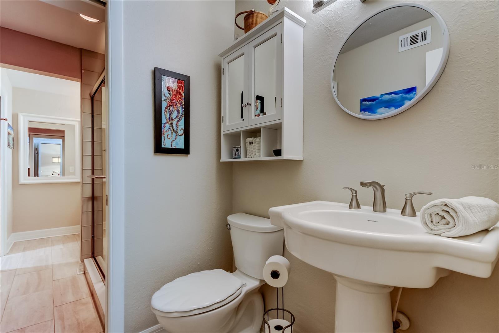 Image 33 of 49 For 1407 Lennox Road E 1407