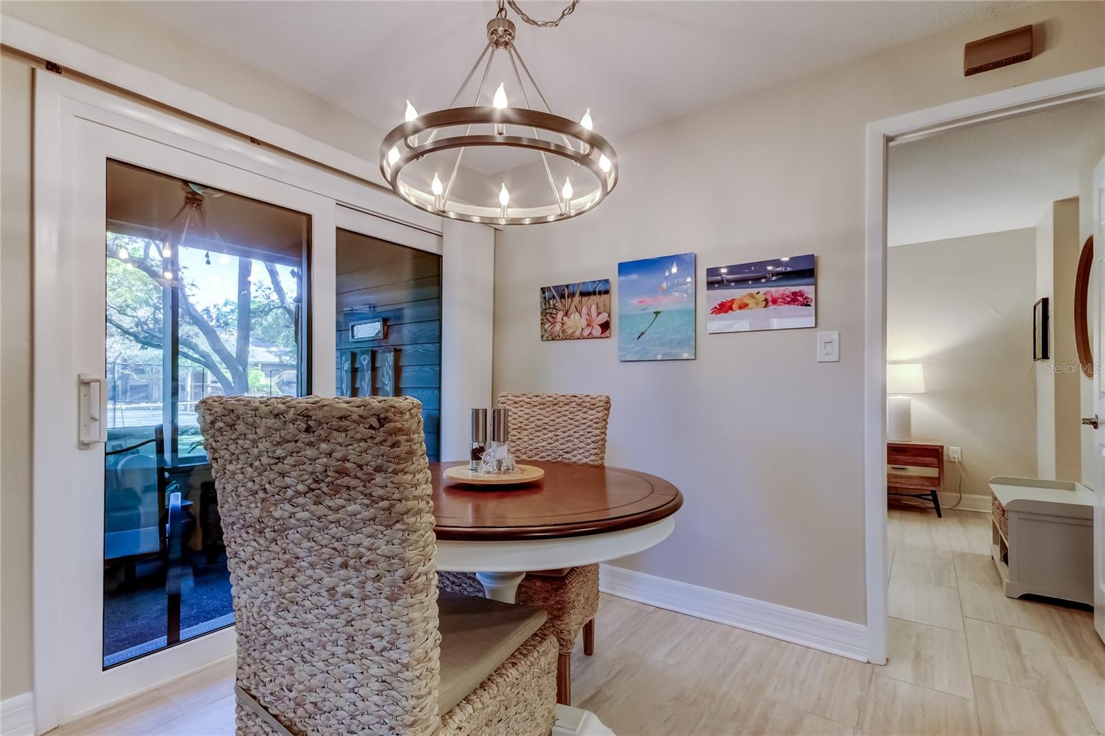 Image 7 of 49 For 1407 Lennox Road E 1407