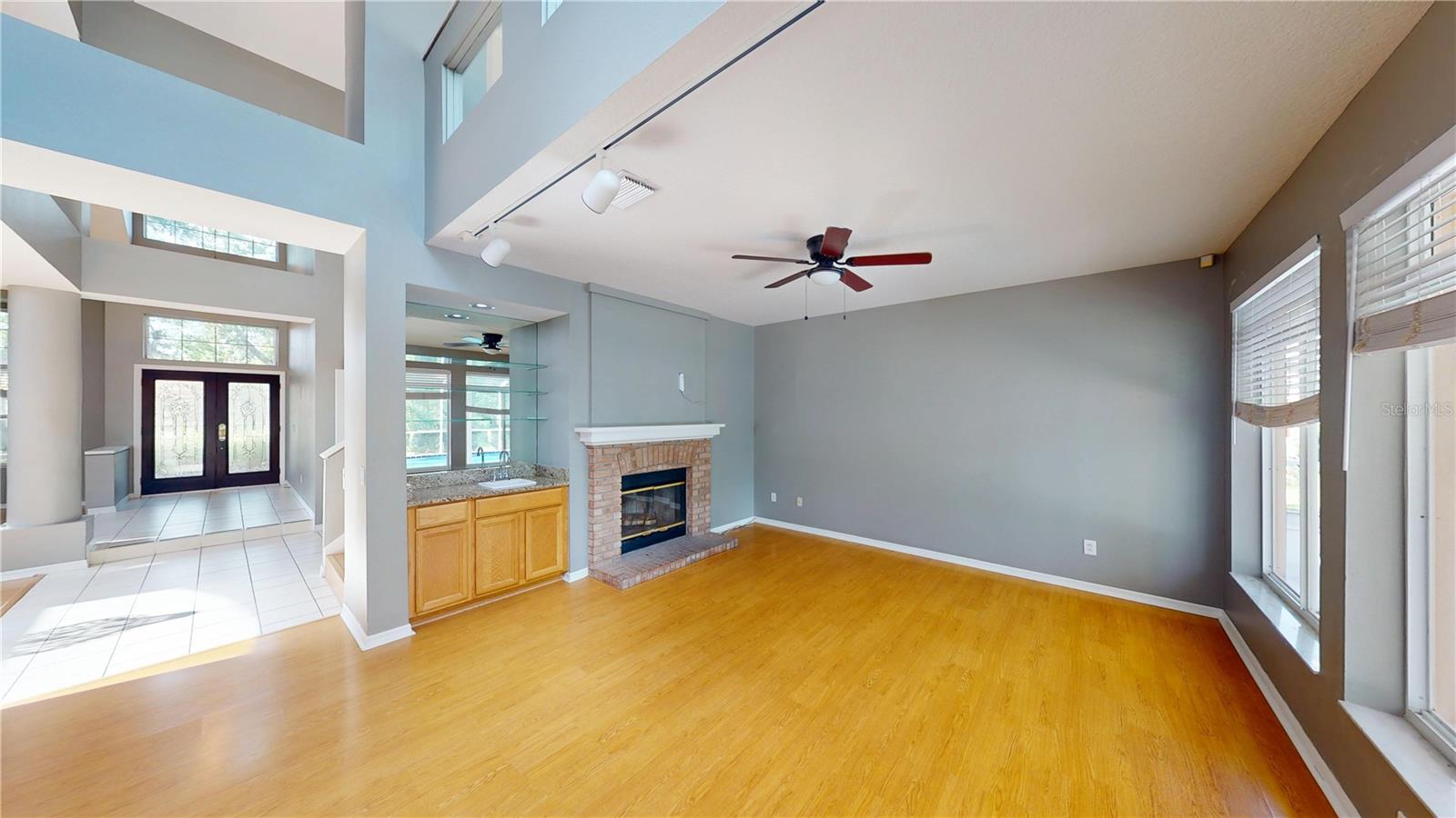 Image 10 of 36 For 17833 Green Willow Drive